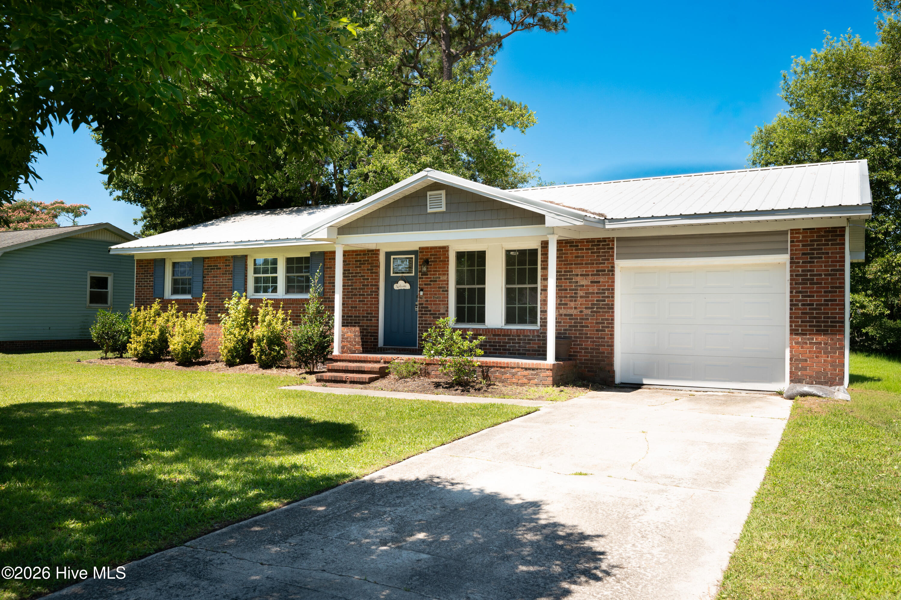 218 Forest View Drive Property Photo 4