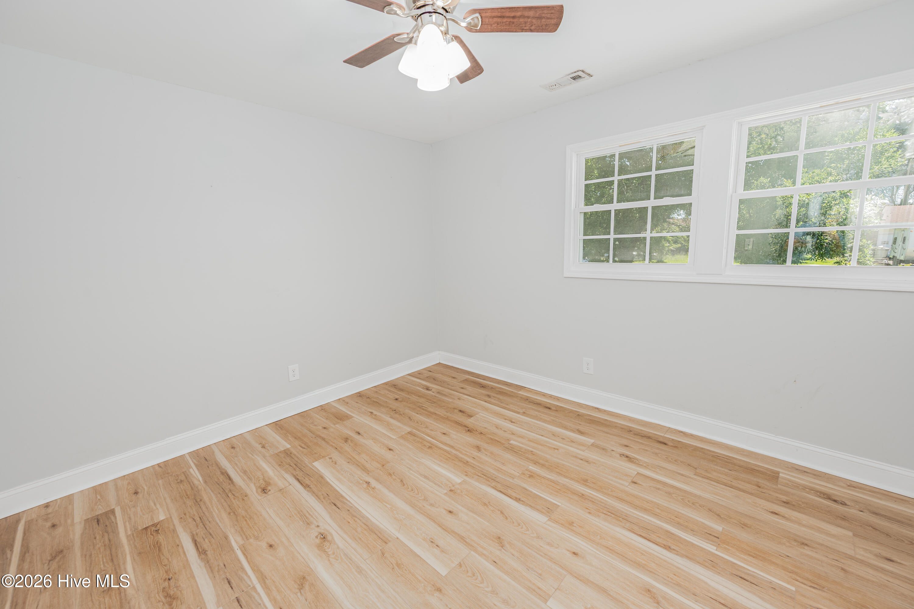 218 Forest View Drive Property Photo 12