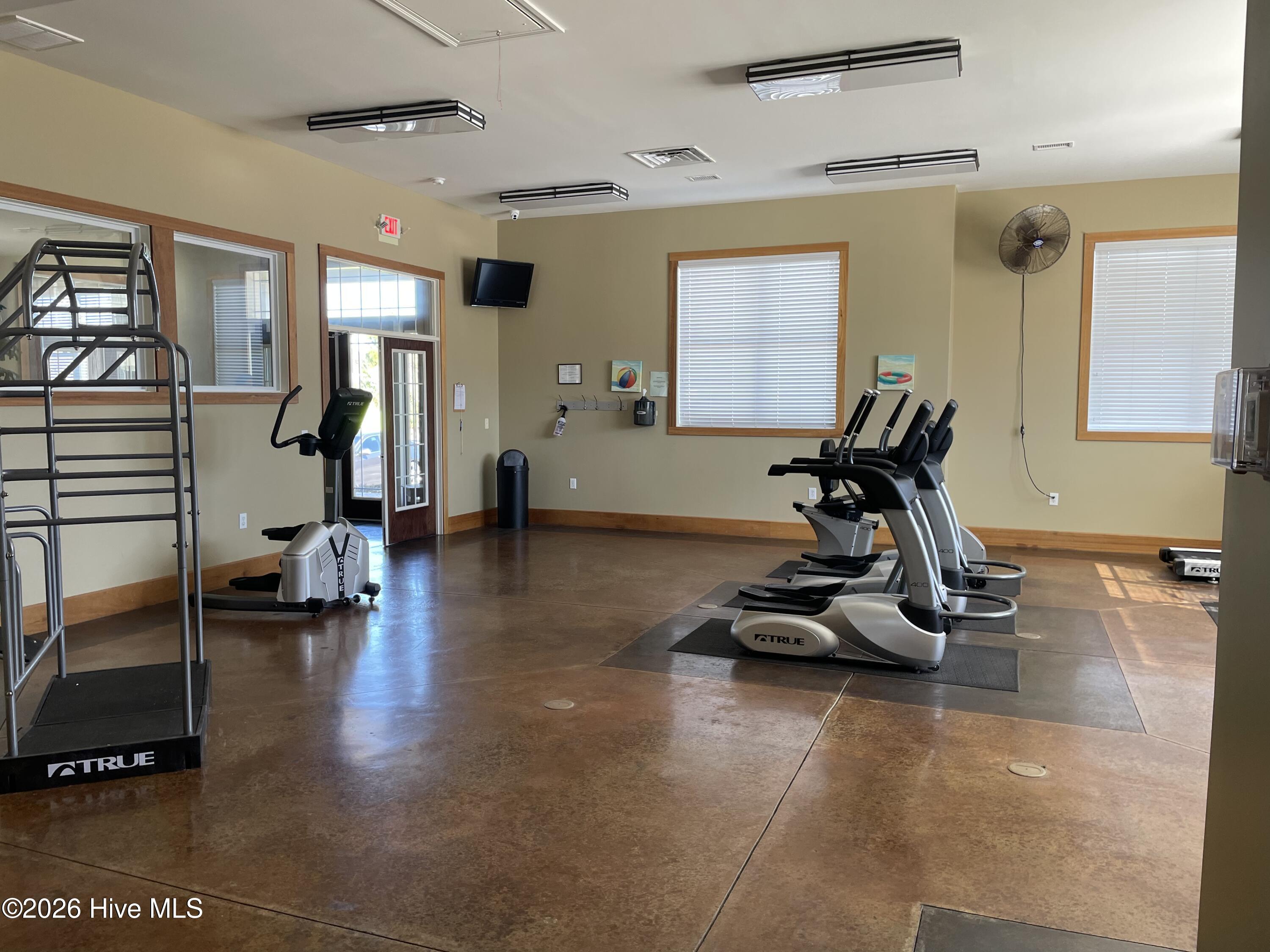 395 S Crow Creek Drive Nw Unit 2323 Property Photo 35