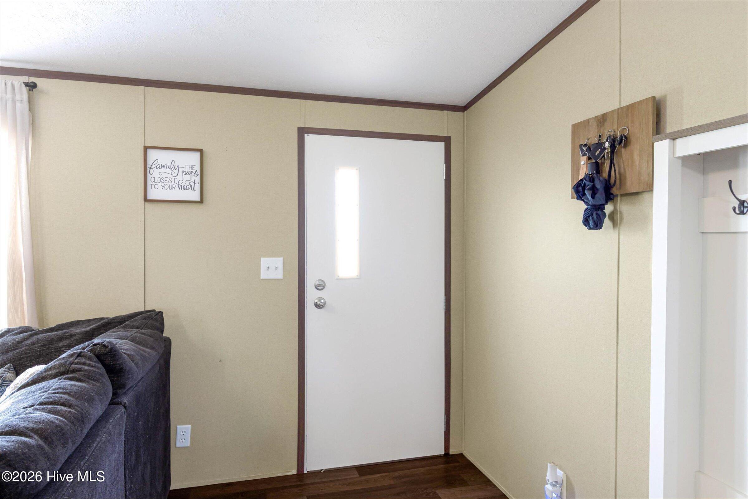 3510 Matts Way Property Photo 4