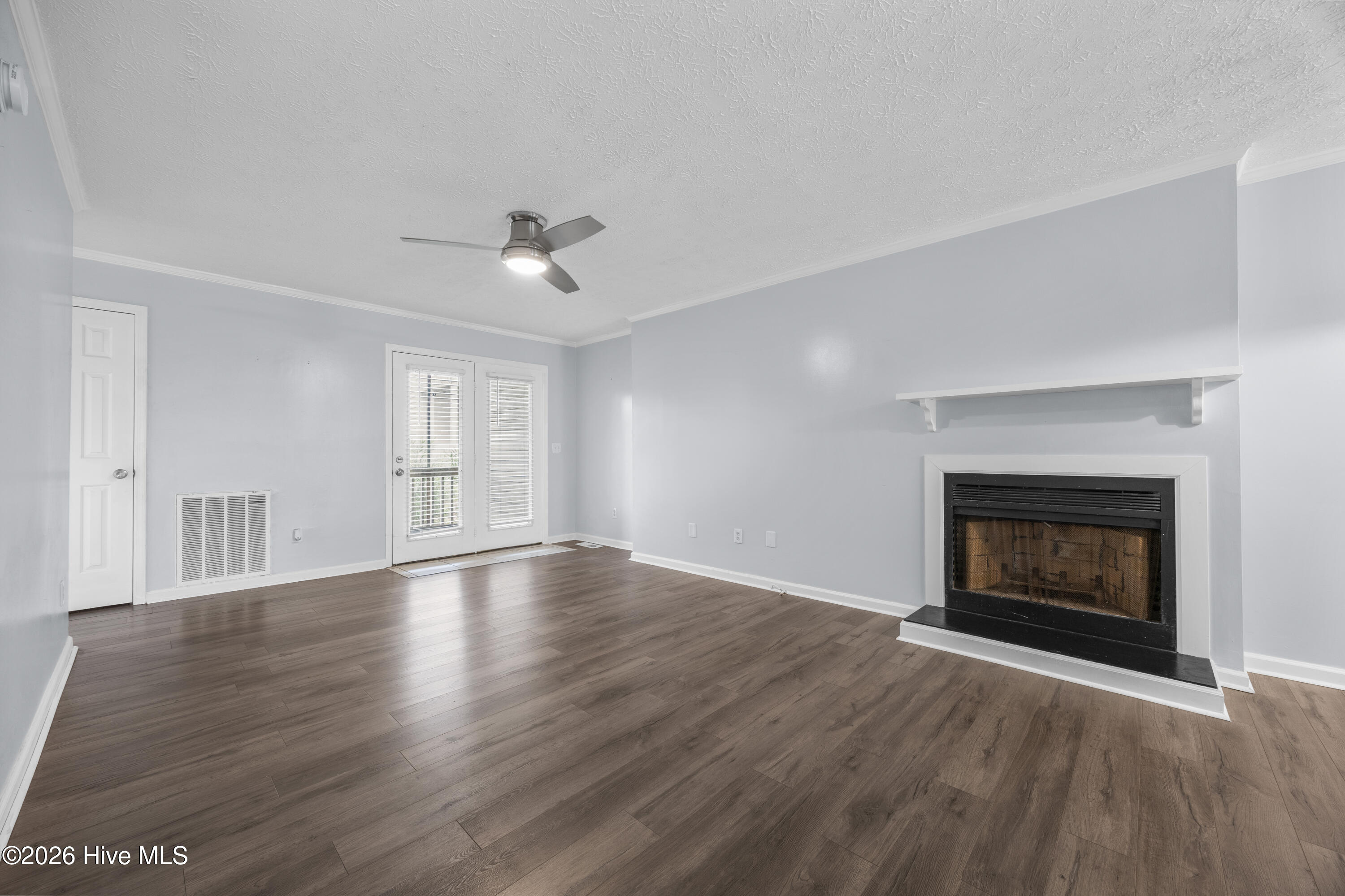 1823 Savannah Court B3 Property Photo 15