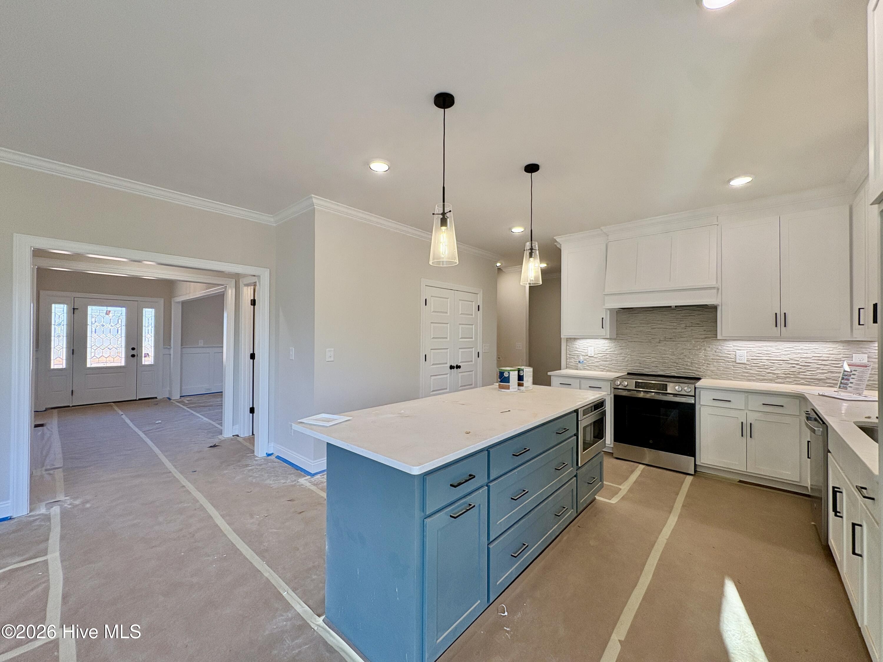 7348 Huckleberry Drive Property Photo 10