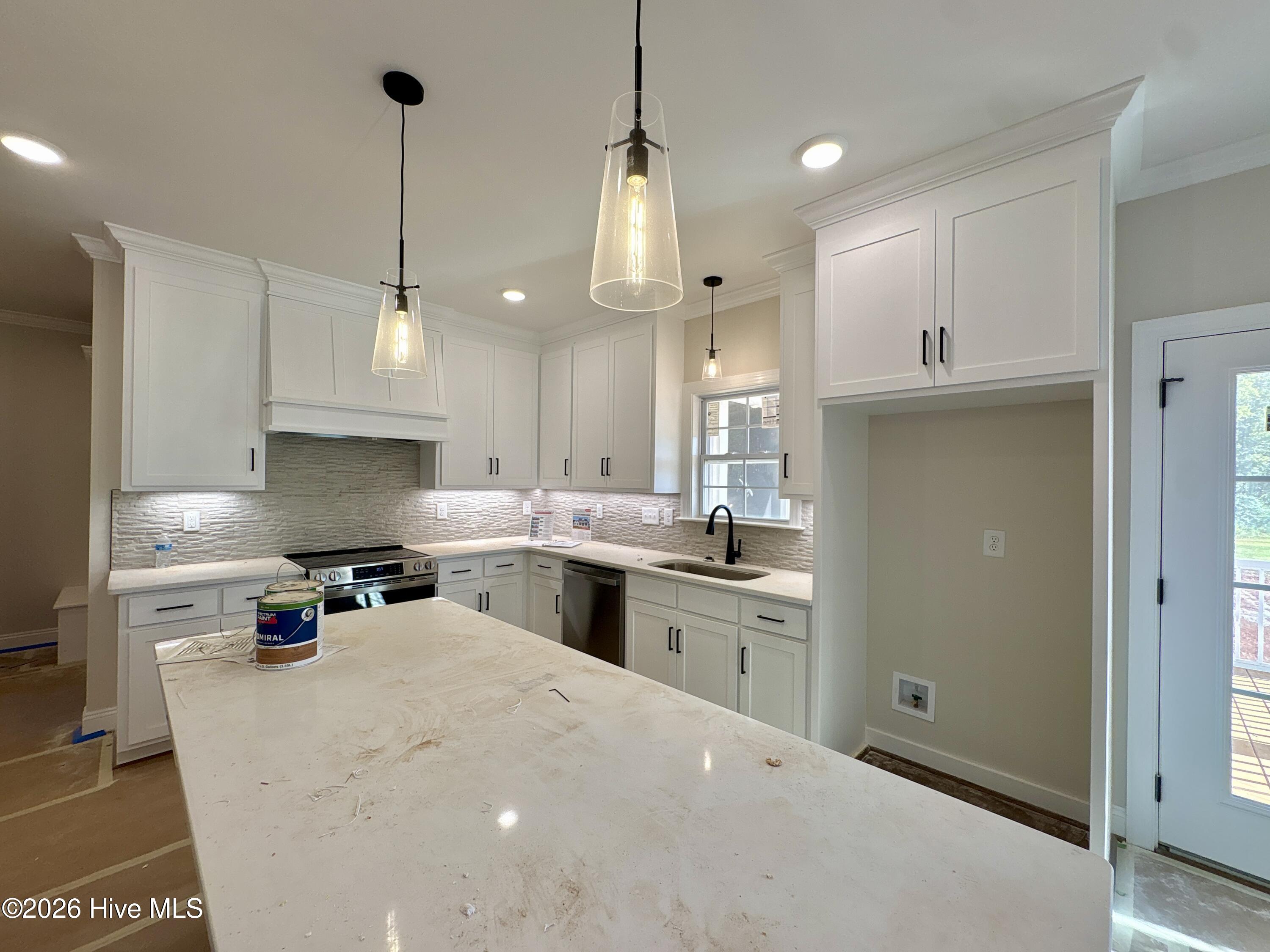 7348 Huckleberry Drive Property Photo 11