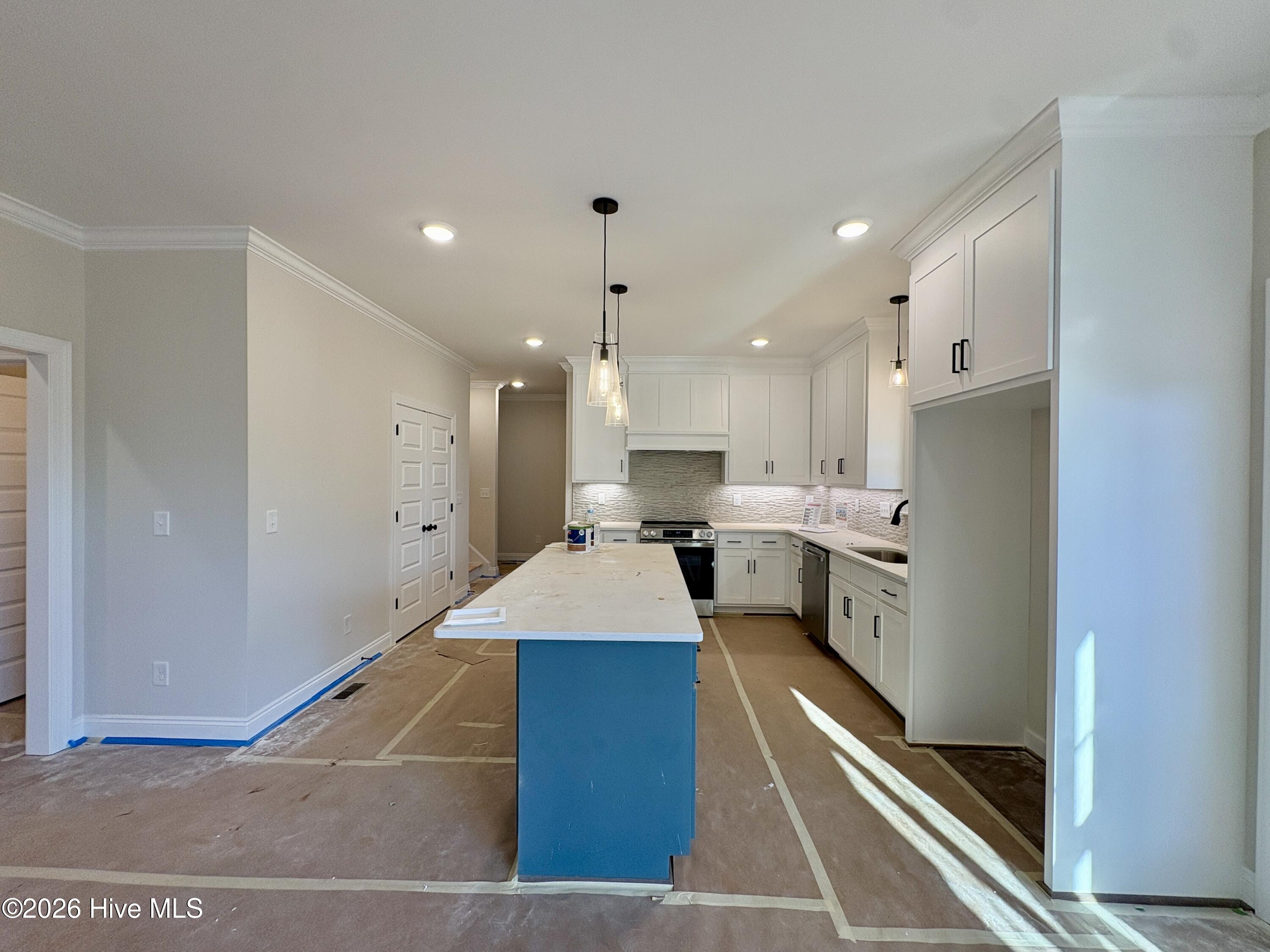 7348 Huckleberry Drive Property Photo 12