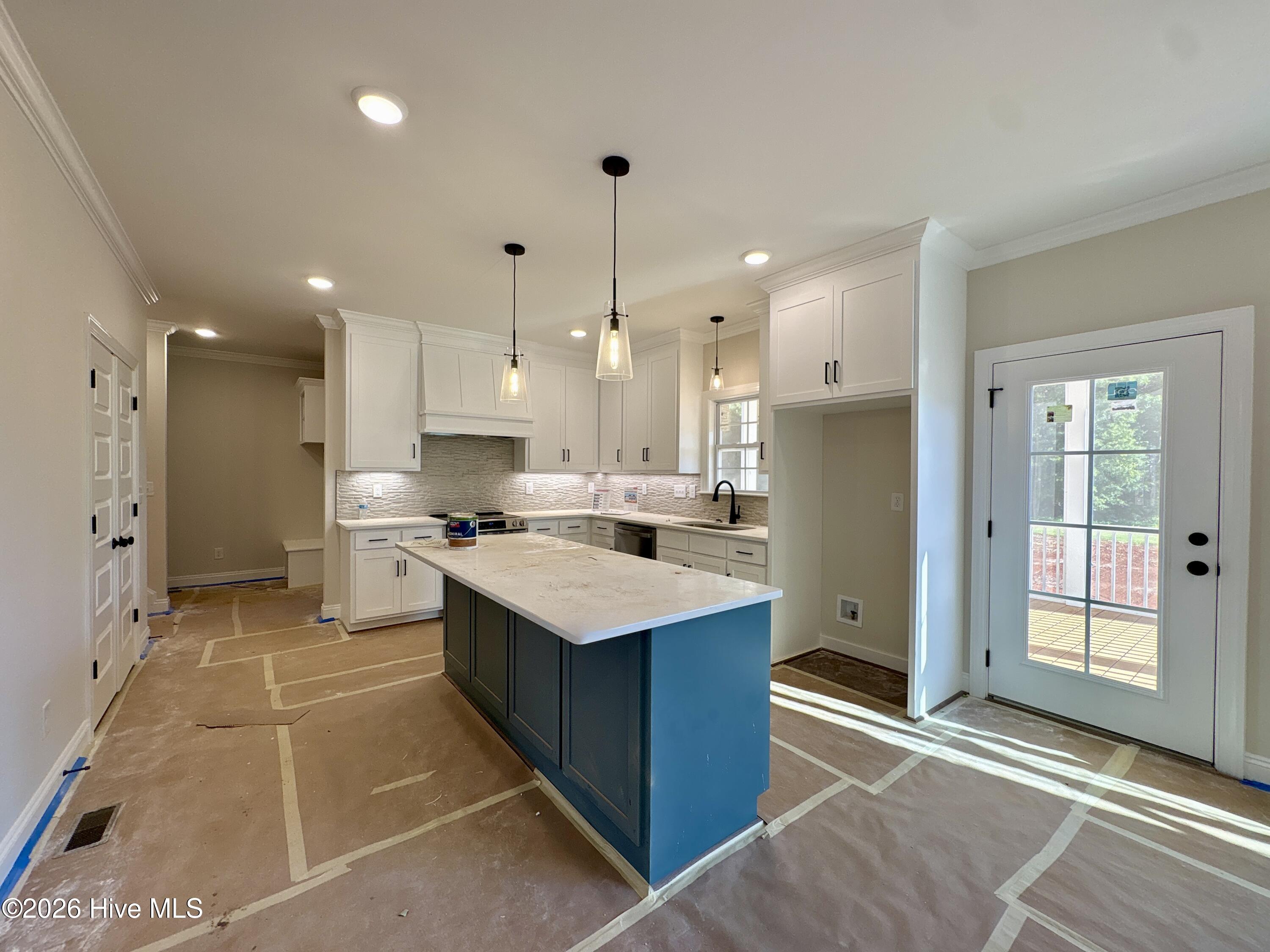 7348 Huckleberry Drive Property Photo 13