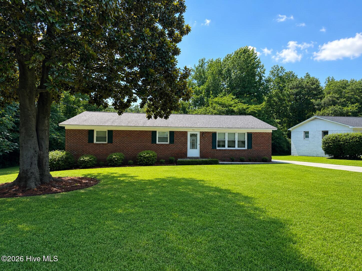201 Shaw Road Property Photo 1