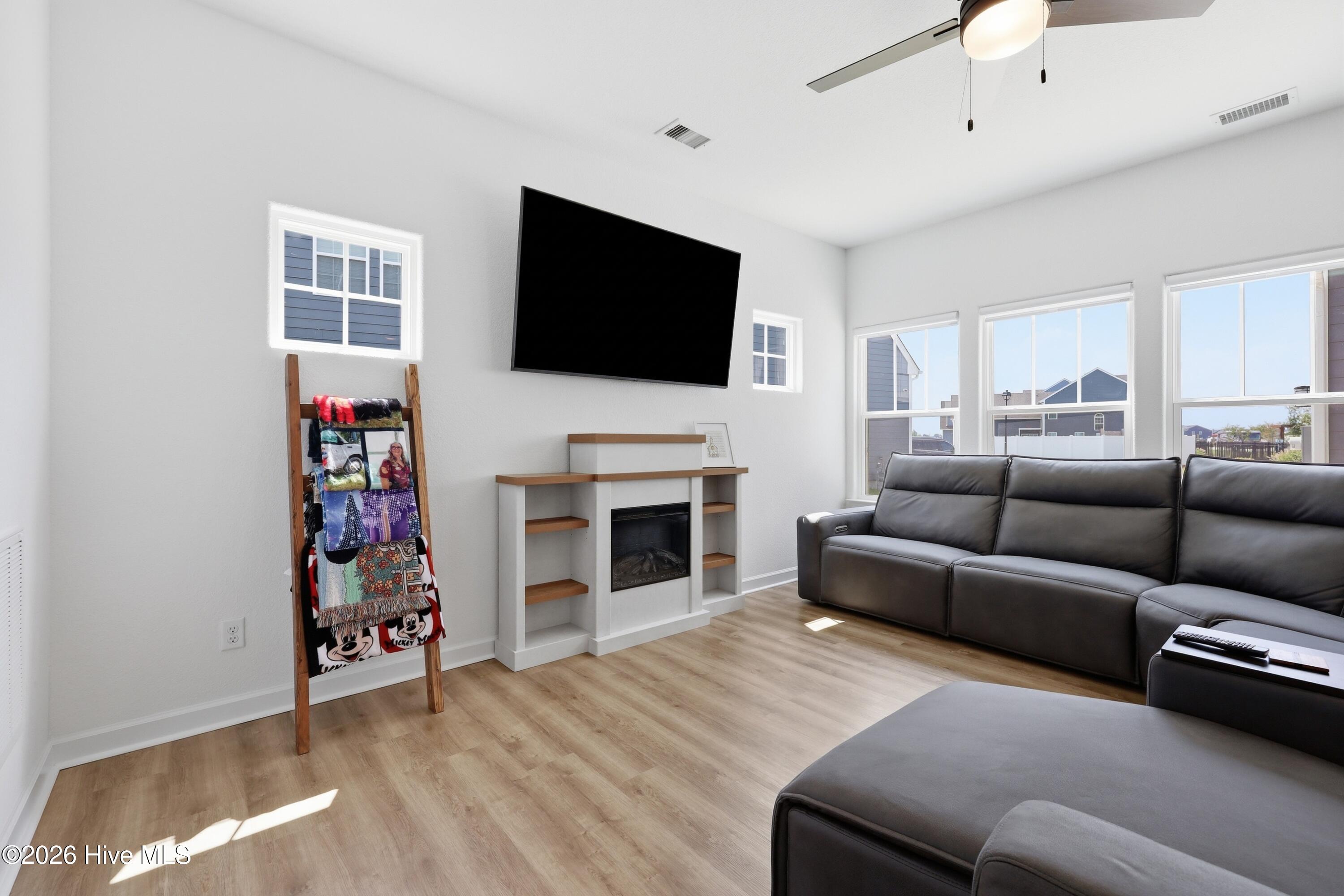 306 Ryker Road E Property Photo 9