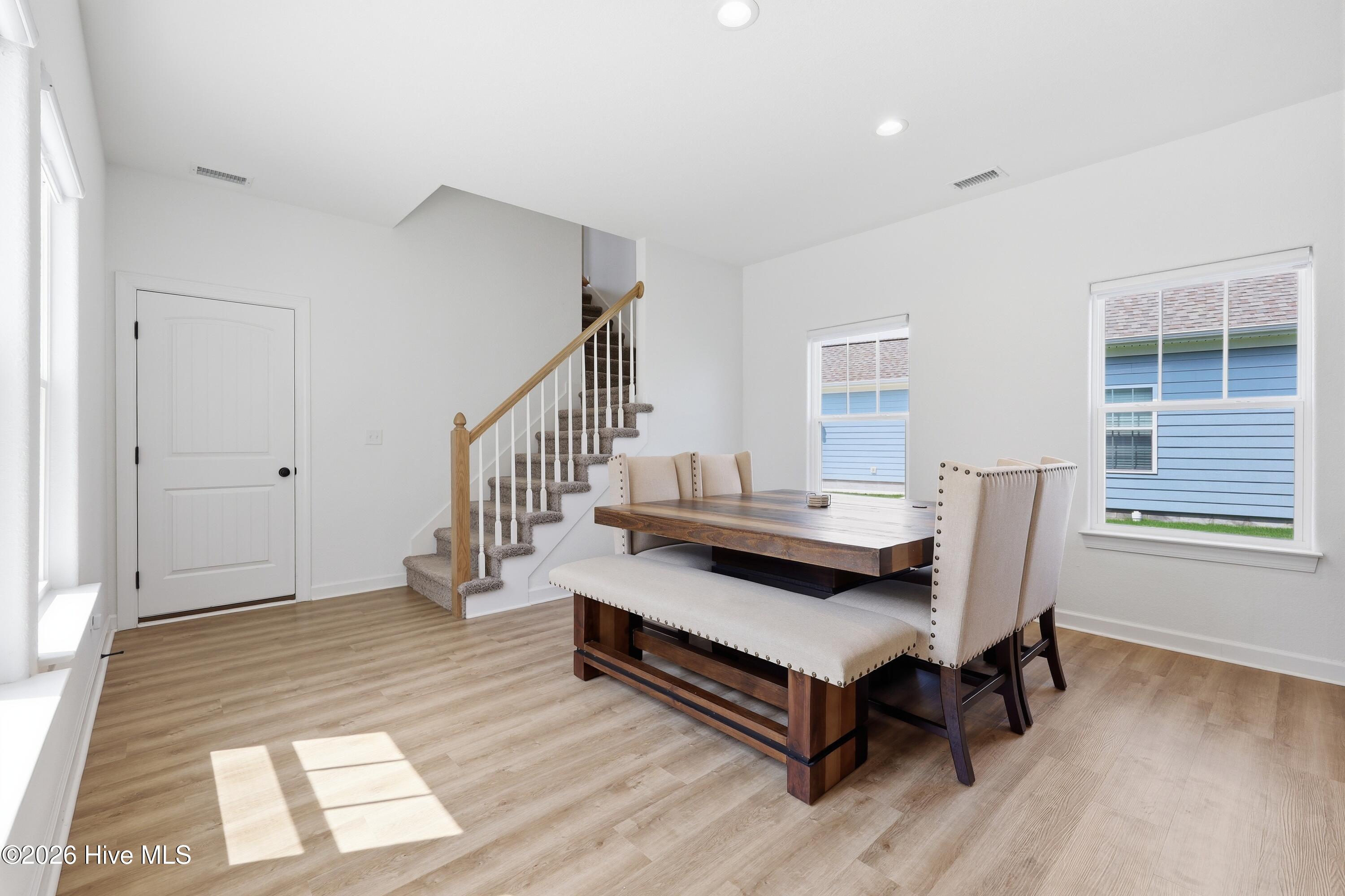 306 Ryker Road E Property Photo 16