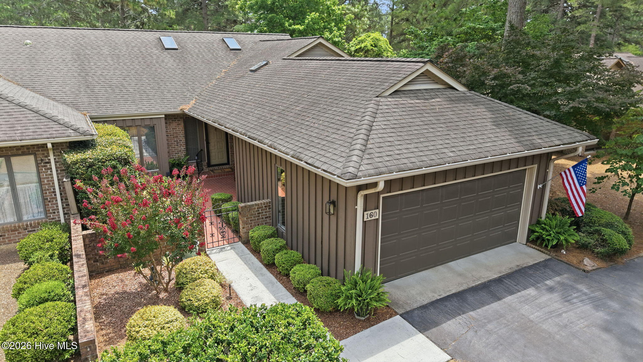 160 Fairway Drive Property Photo 3