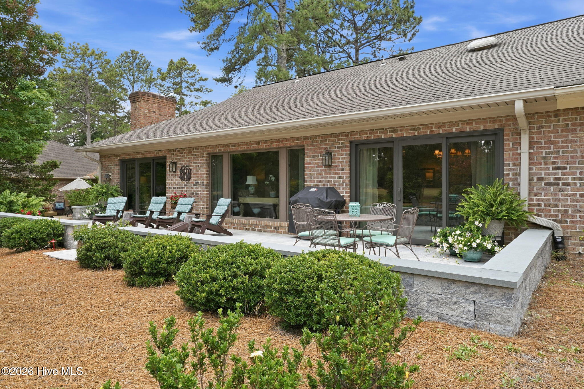 160 Fairway Drive Property Photo 4