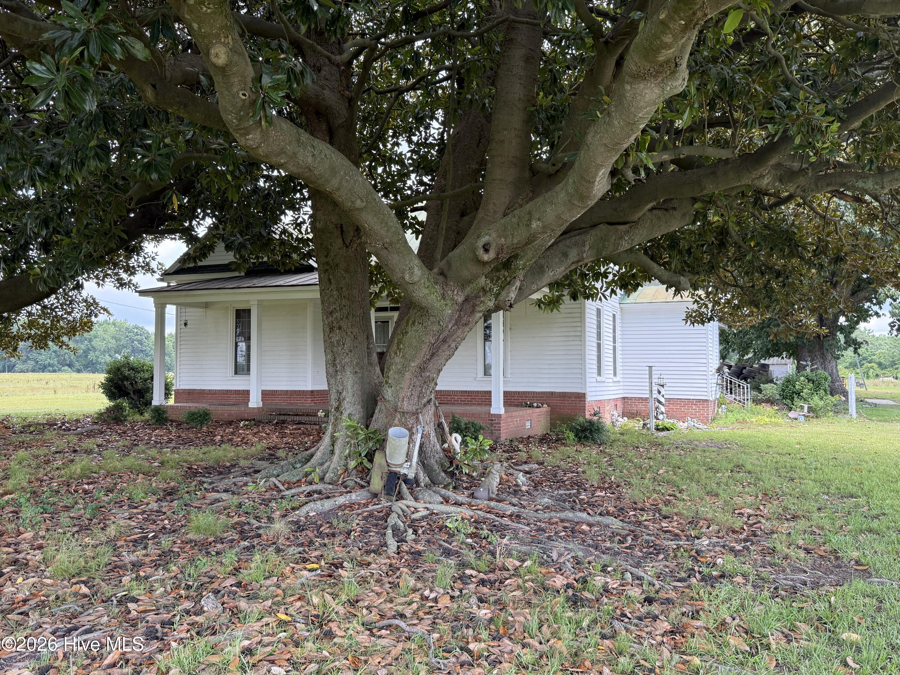120 Farrior Road Property Photo 9