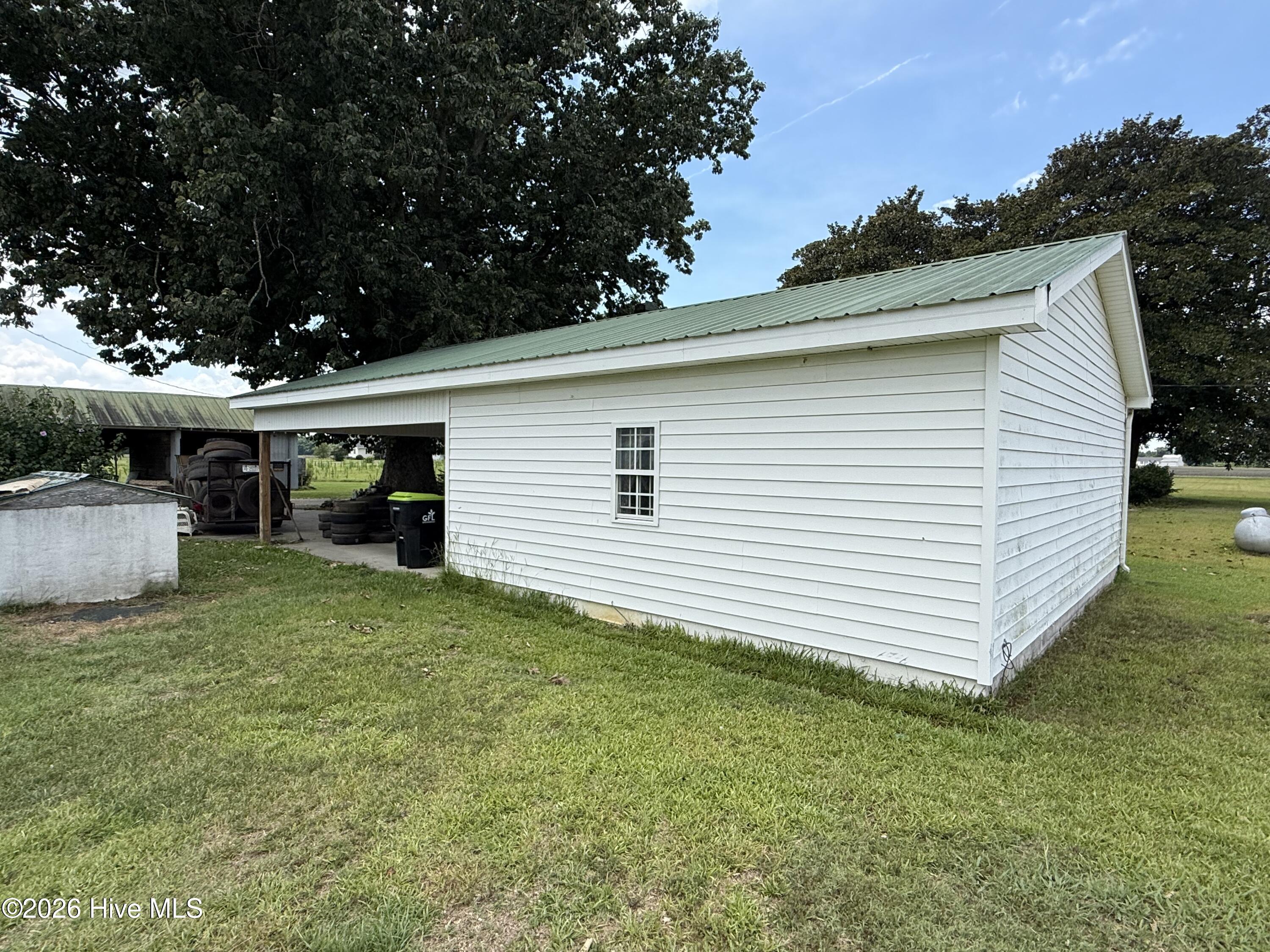 120 Farrior Road Property Photo 13