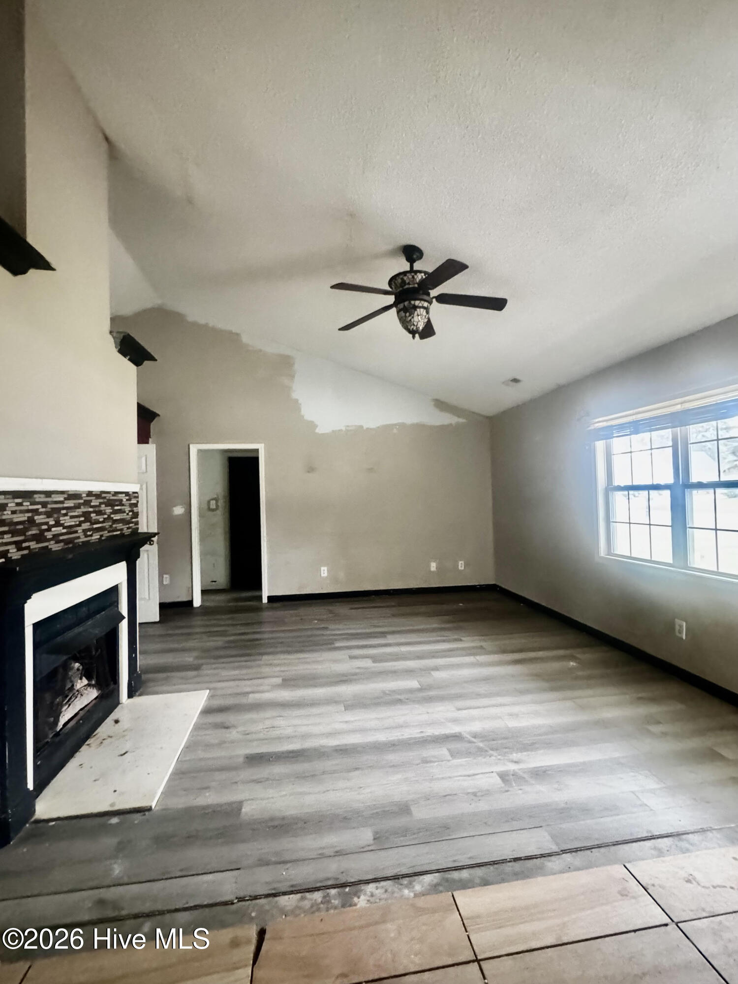 111 Quail Creek Drive Property Photo 4