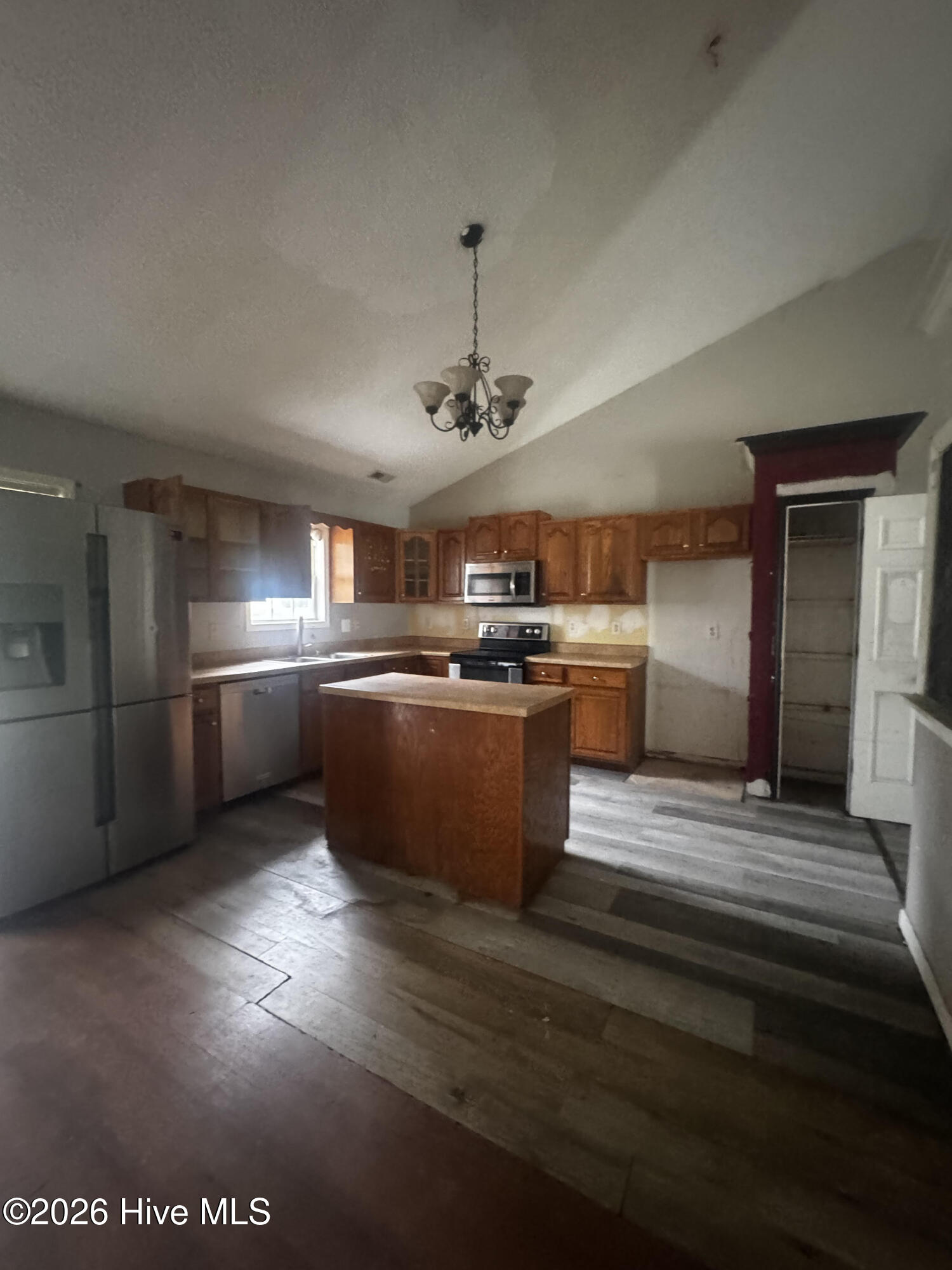 111 Quail Creek Drive Property Photo 7
