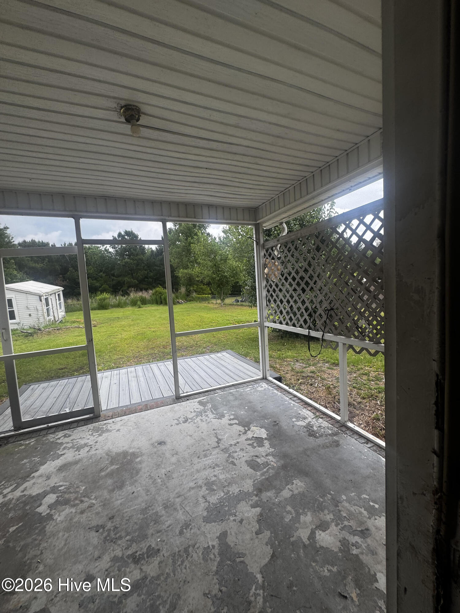 111 Quail Creek Drive Property Photo 24