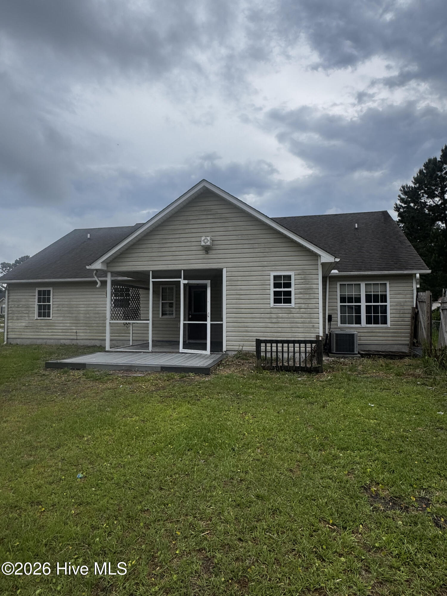 111 Quail Creek Drive Property Photo 25