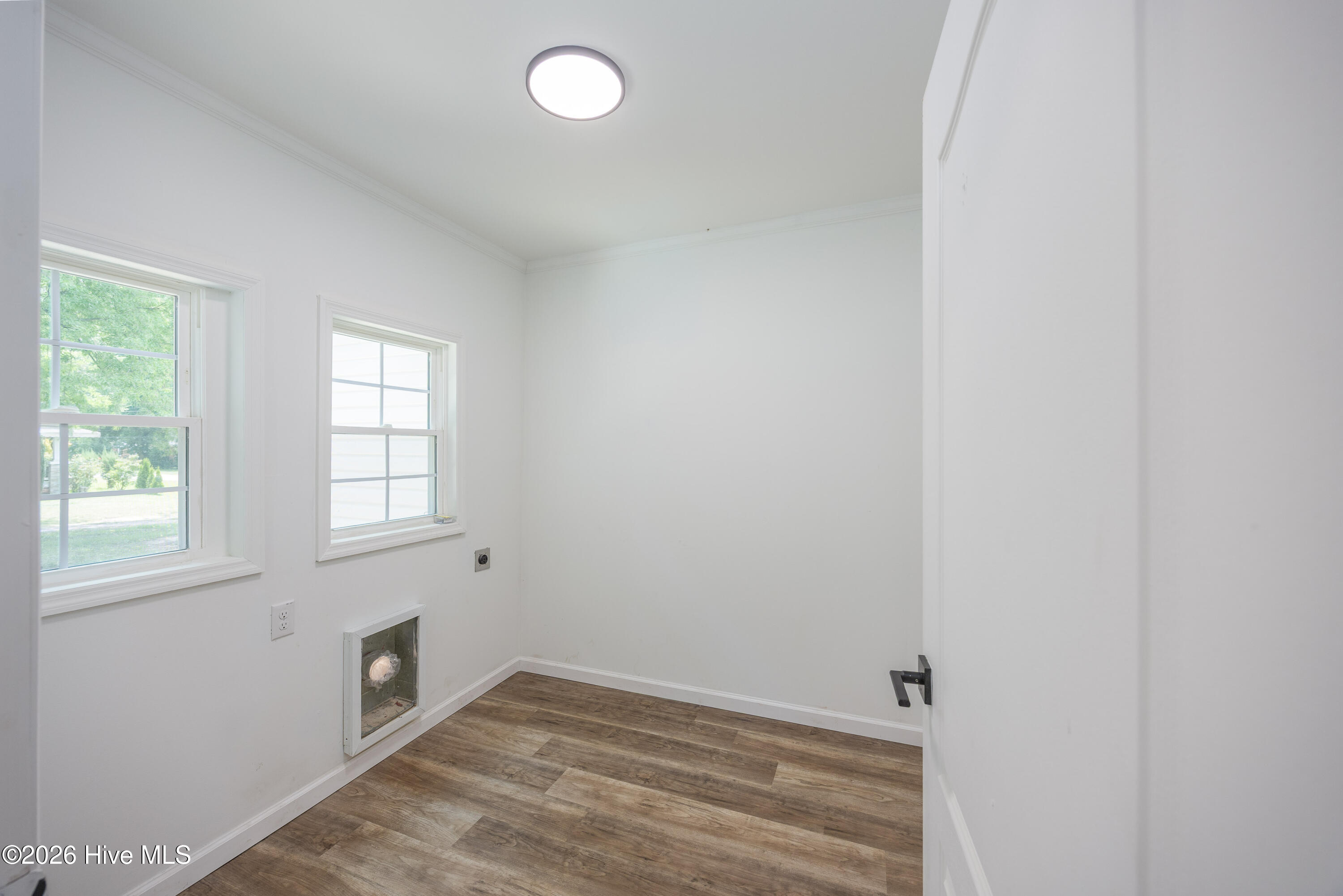 309 Stetson Street Property Photo 27