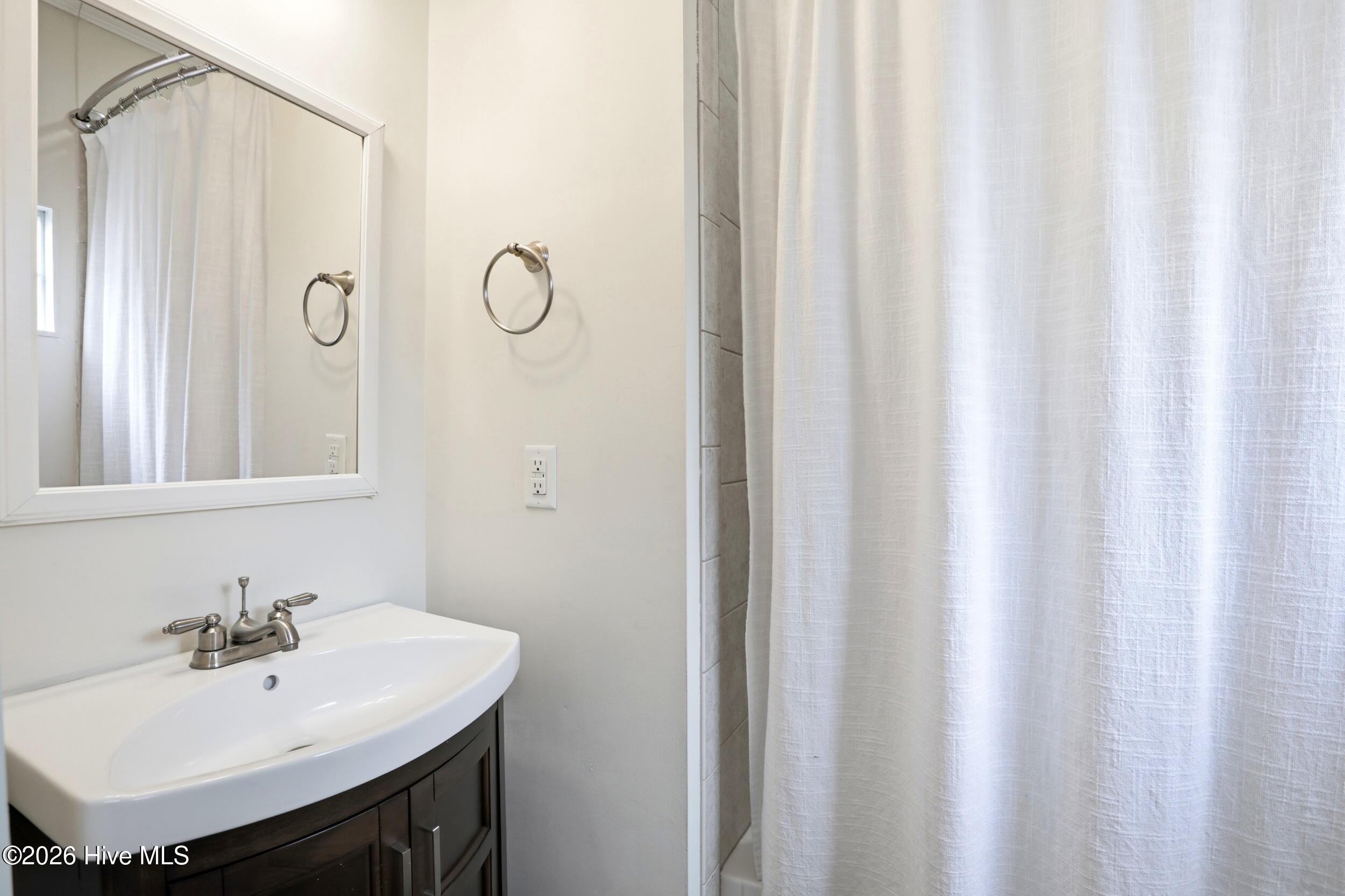 307 Avenue B Property Photo 21
