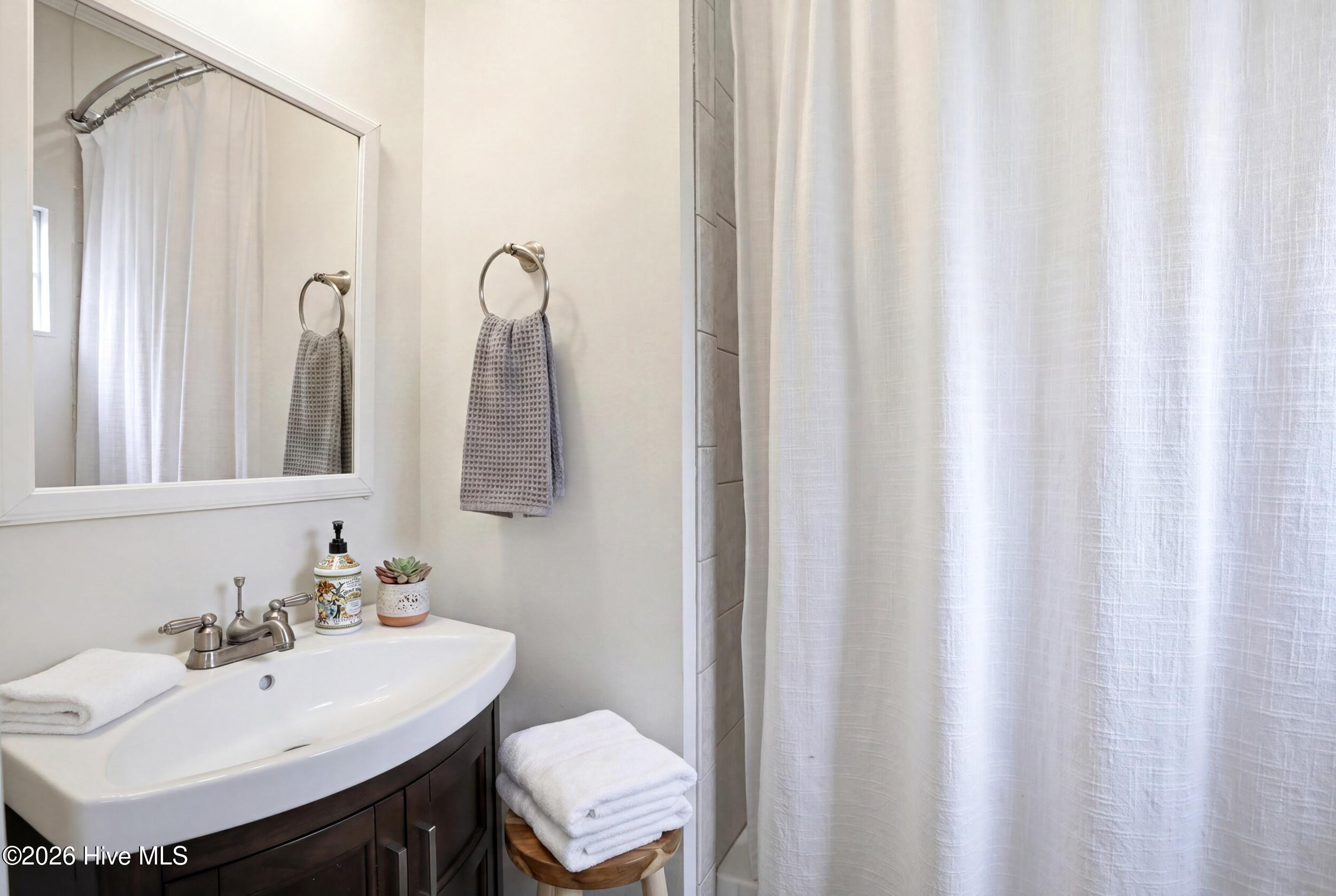 307 Avenue B Property Photo 22