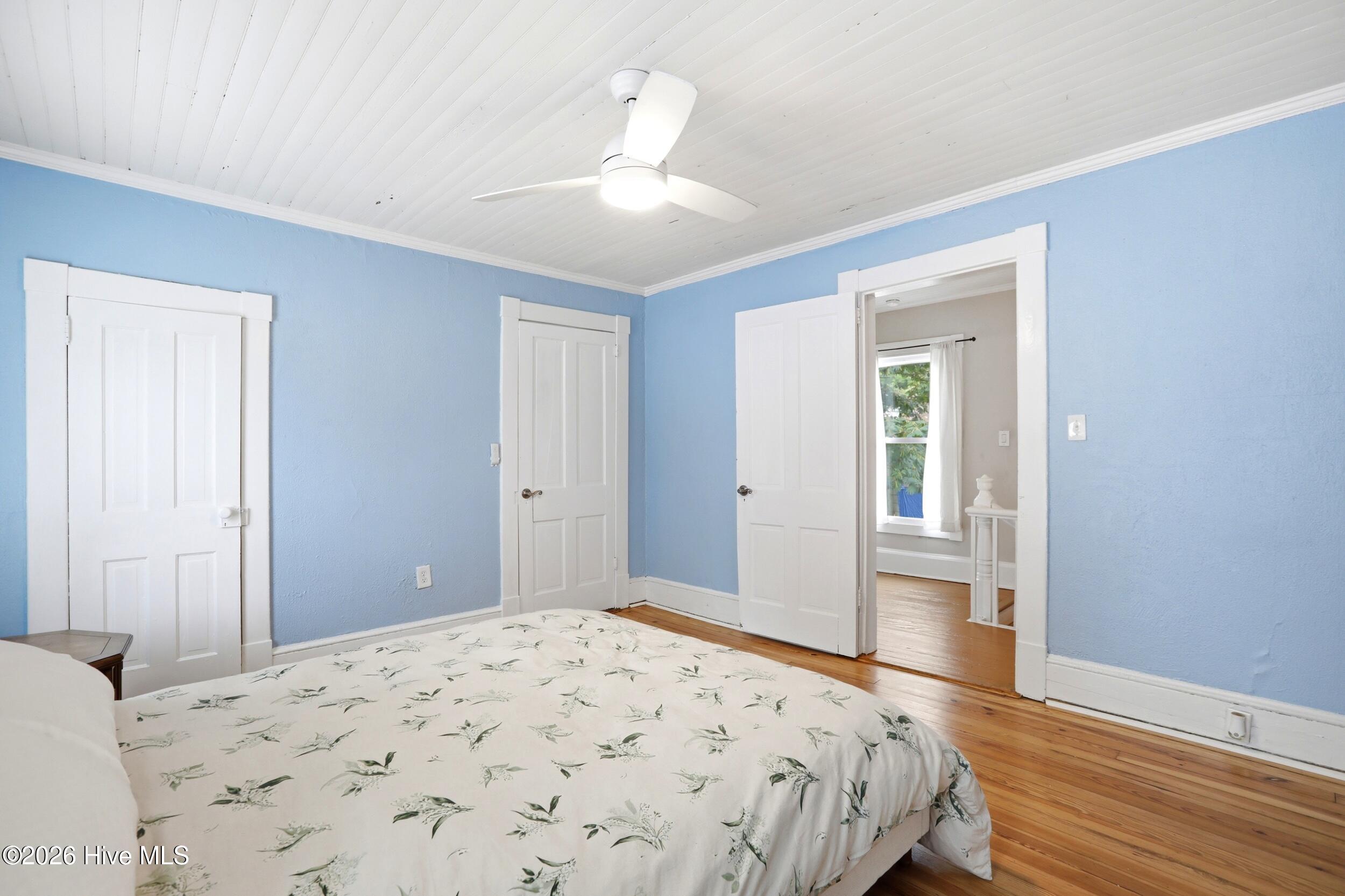 307 Avenue B Property Photo 26