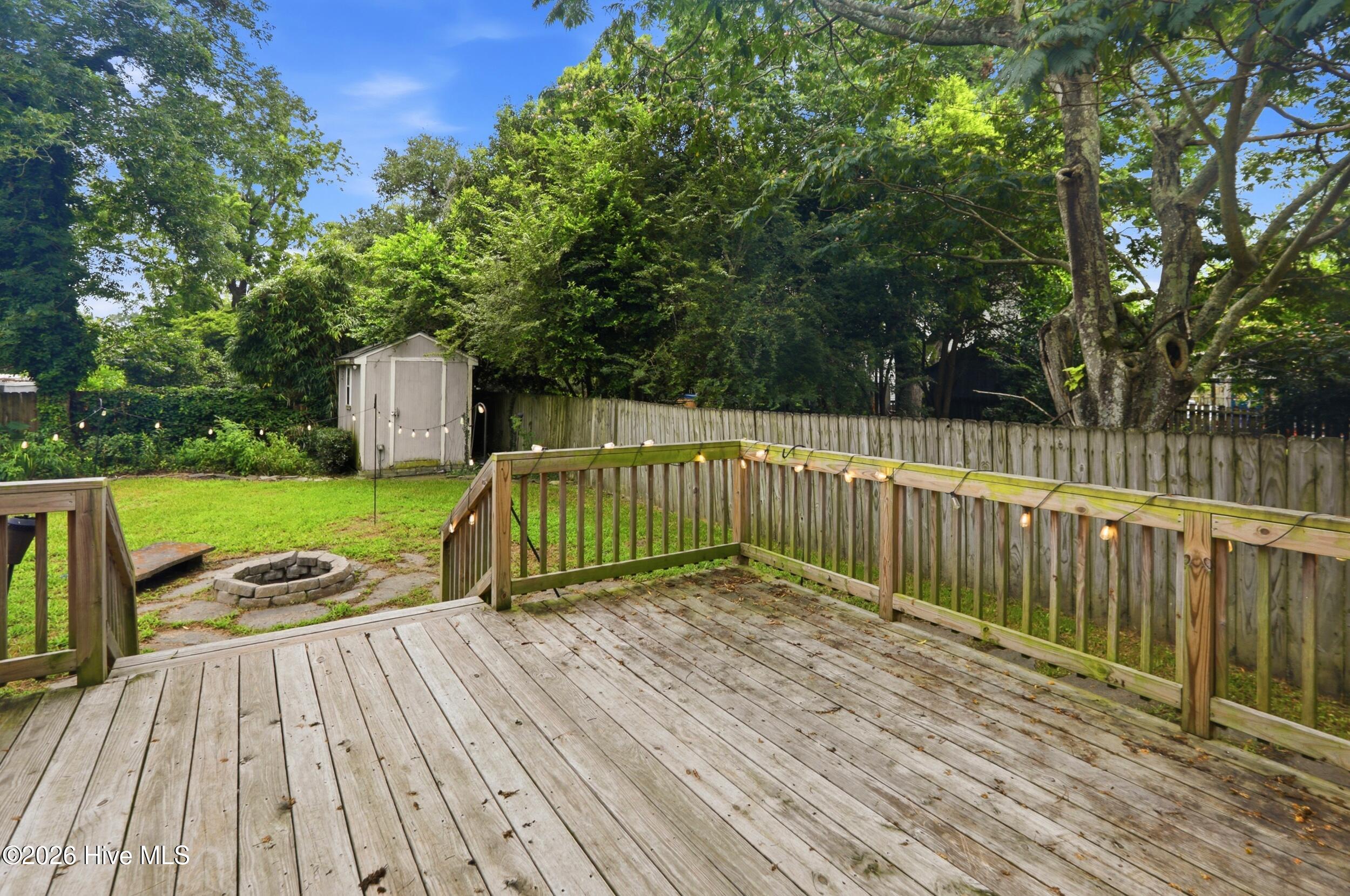 307 Avenue B Property Photo 33