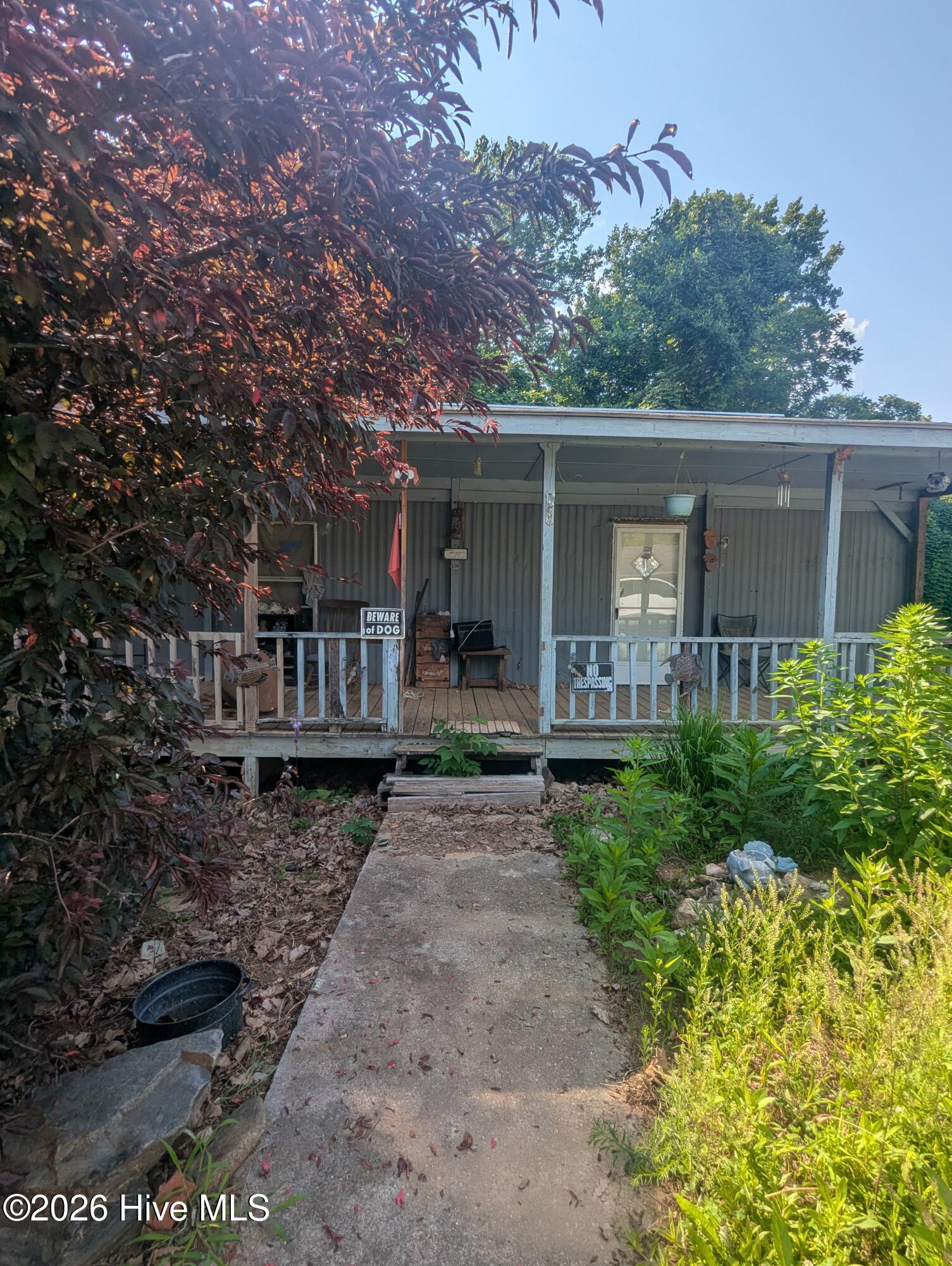 93 Sunrise Street Property Photo 3