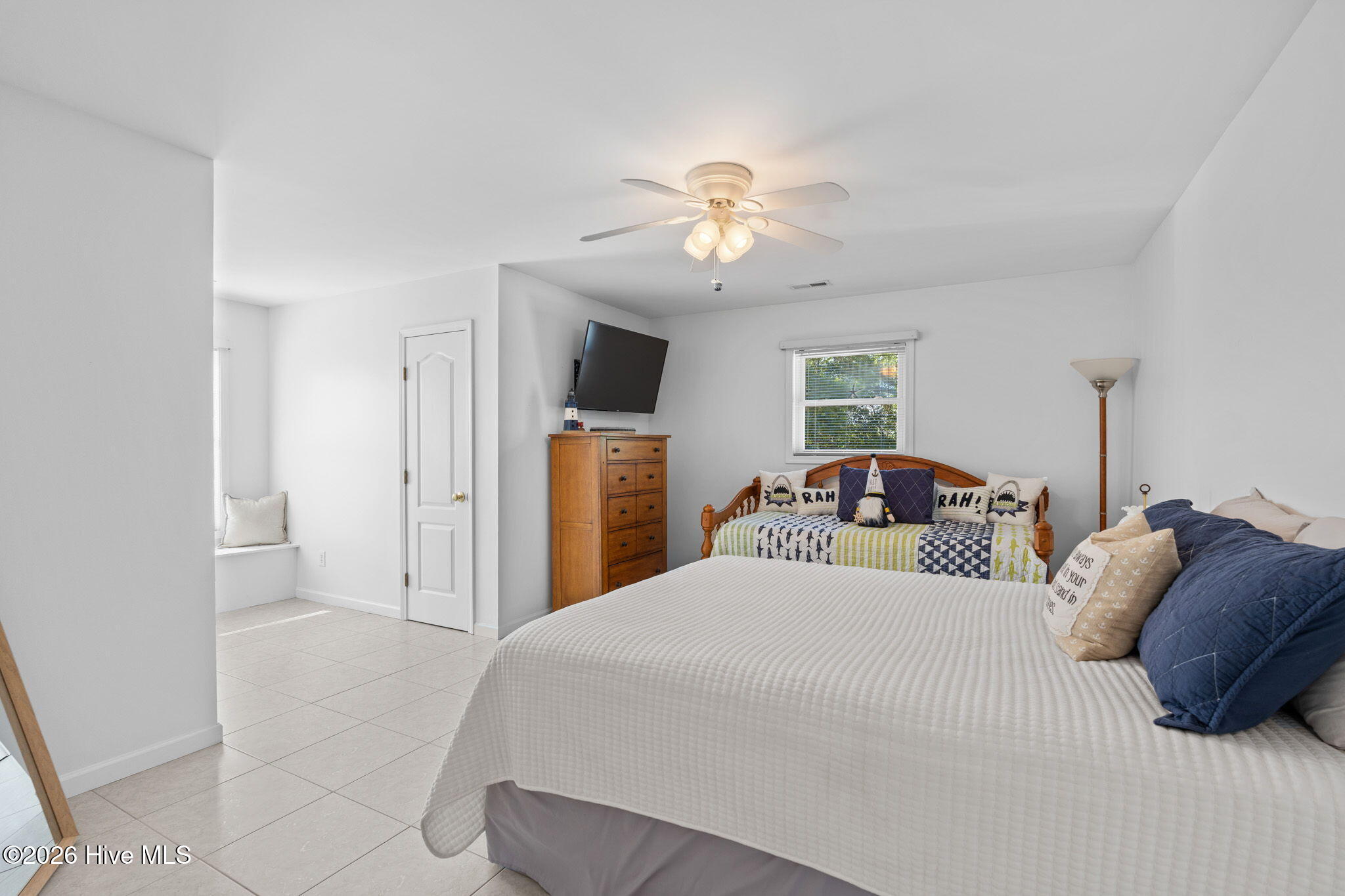 2008 E Oak Island Drive Property Photo 44