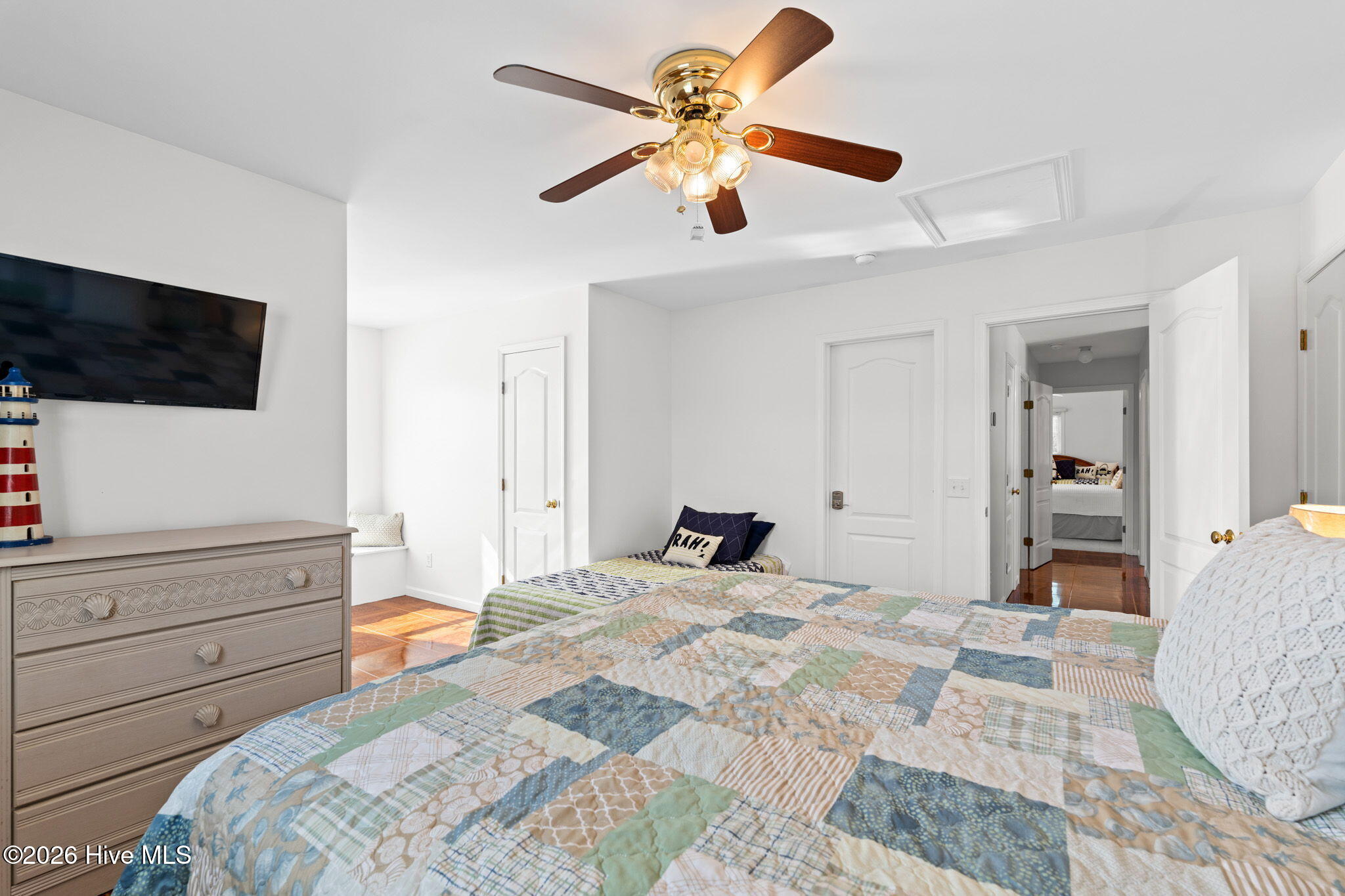 2008 E Oak Island Drive Property Photo 49