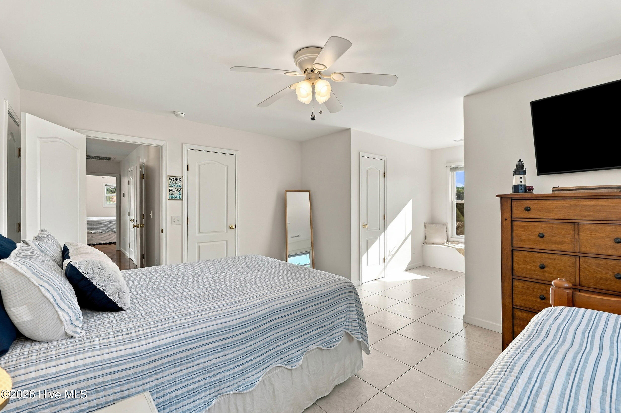 2008 E Oak Island Drive Property Photo 49