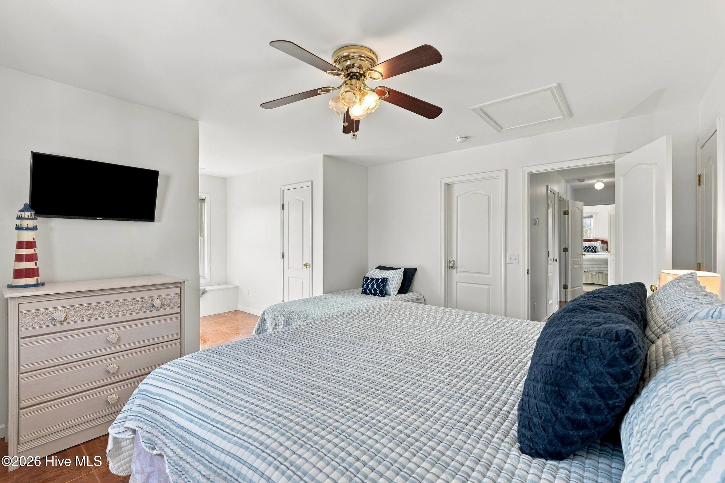 2008 E Oak Island Drive Property Photo 60
