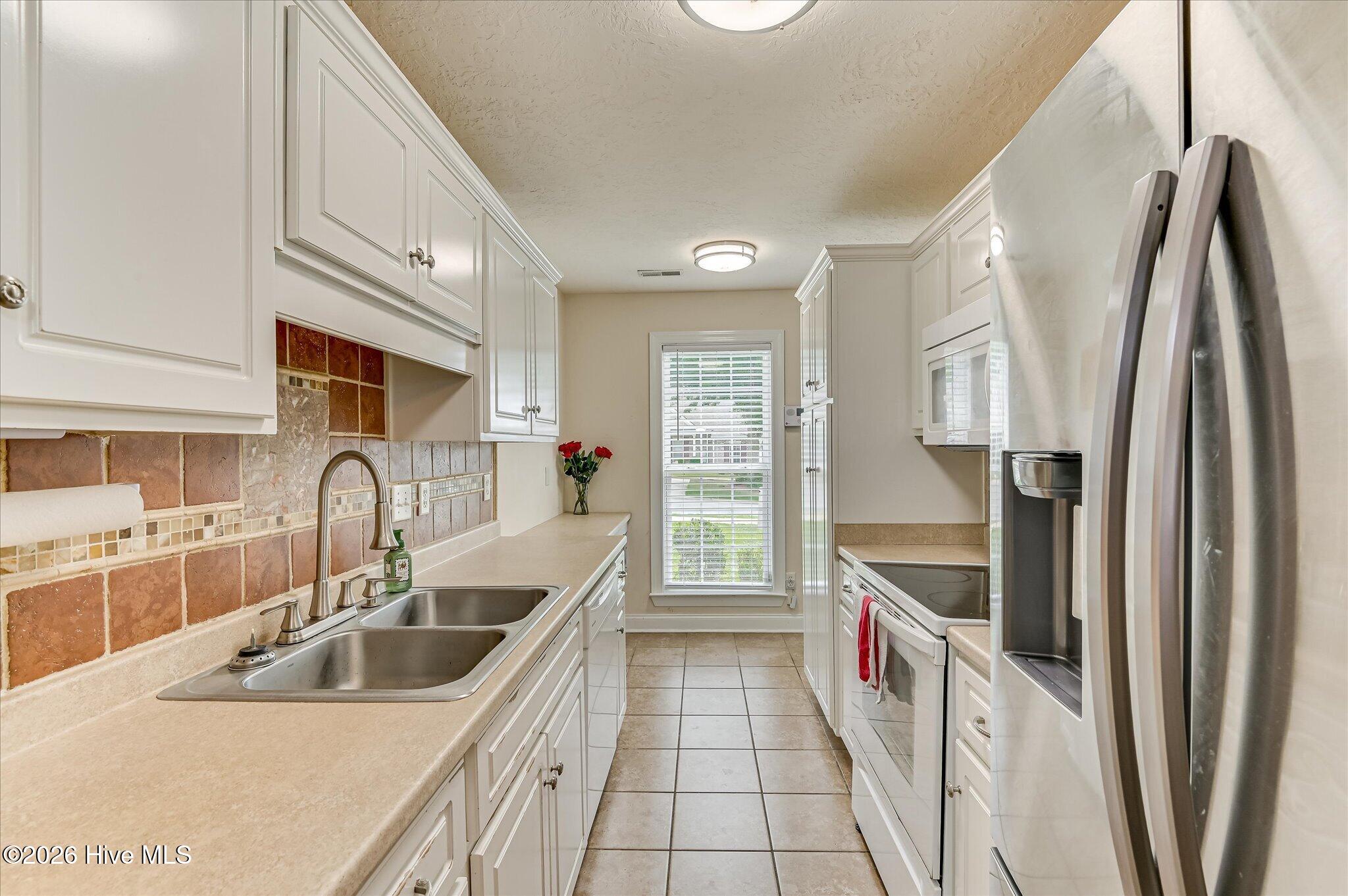 111 Orchard Way Property Photo 12