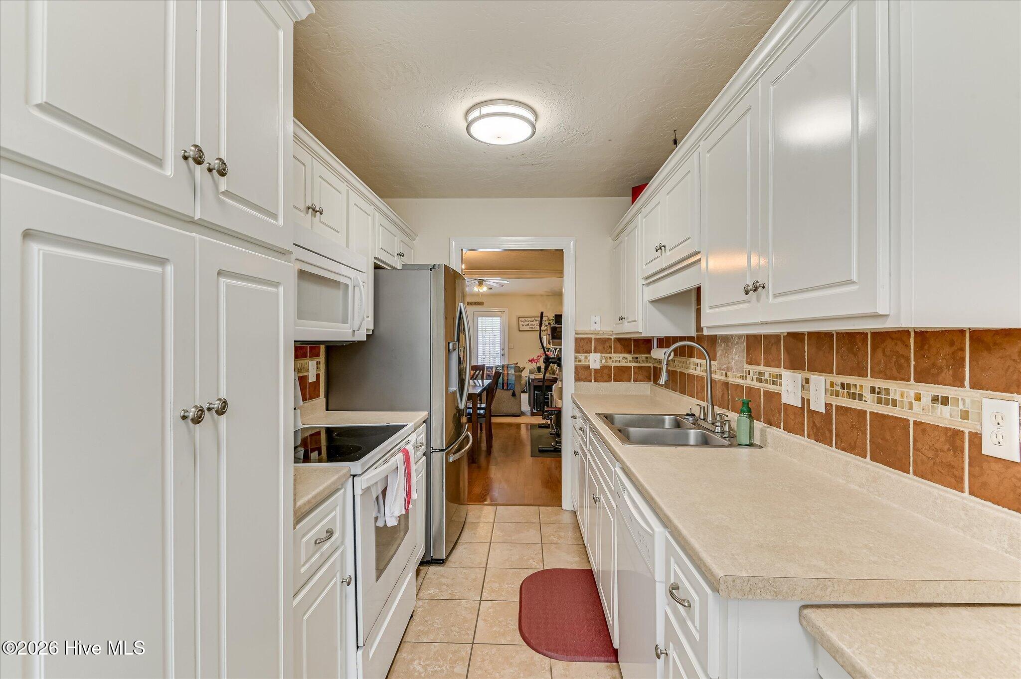 111 Orchard Way Property Photo 13
