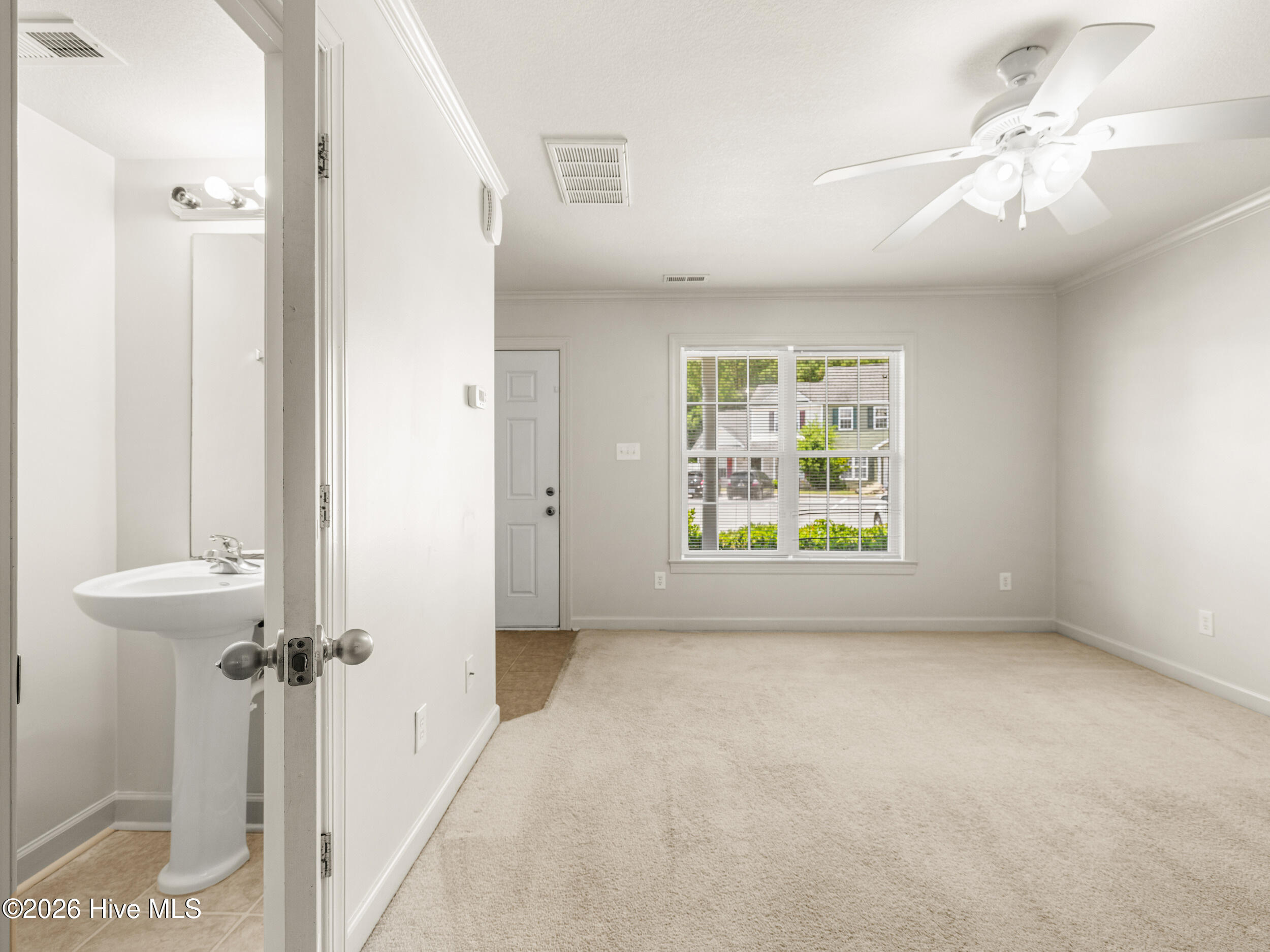 403 Springwood Drive Property Photo 10