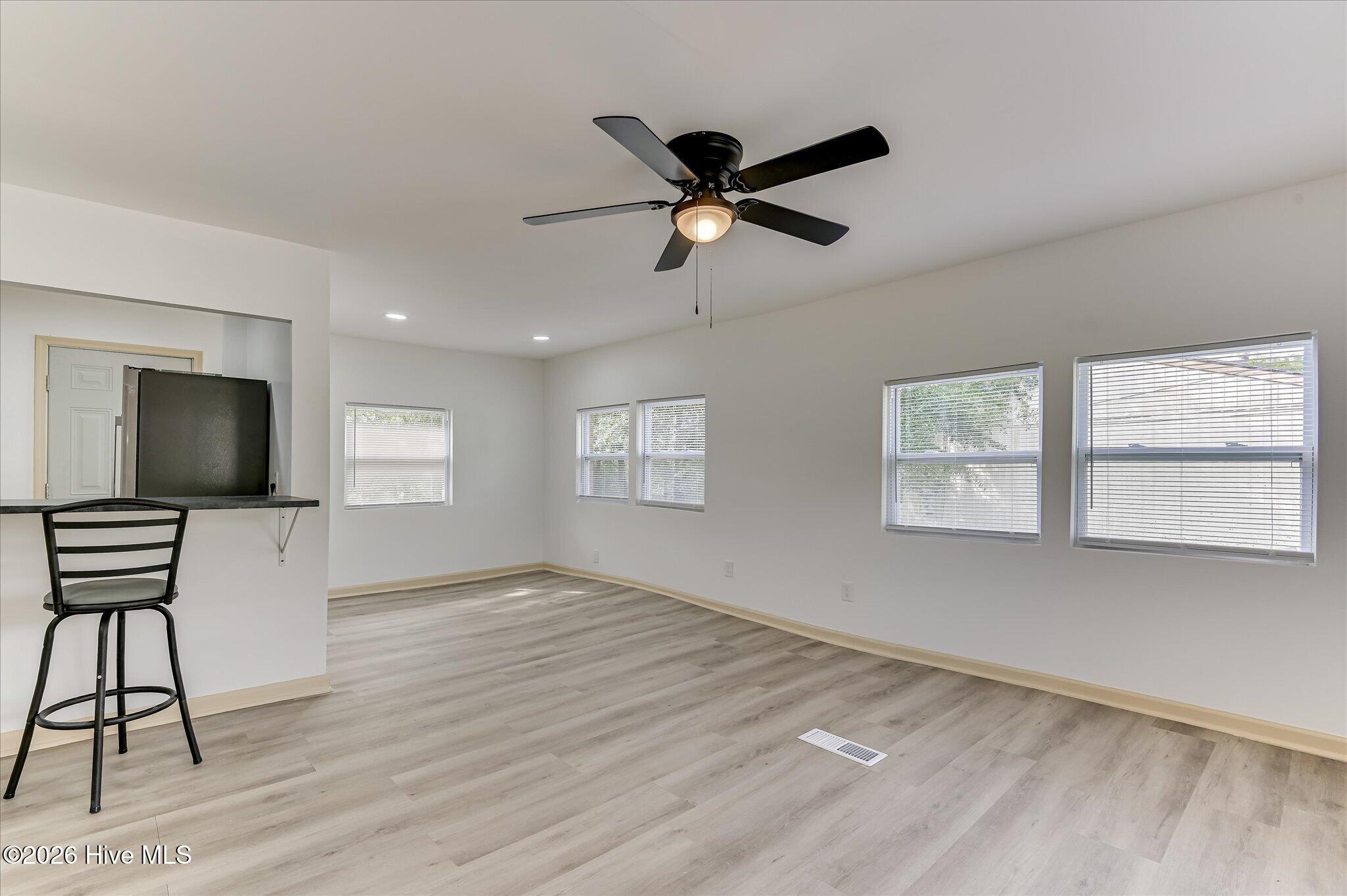 2432 N Carolina Avenue Property Photo 11