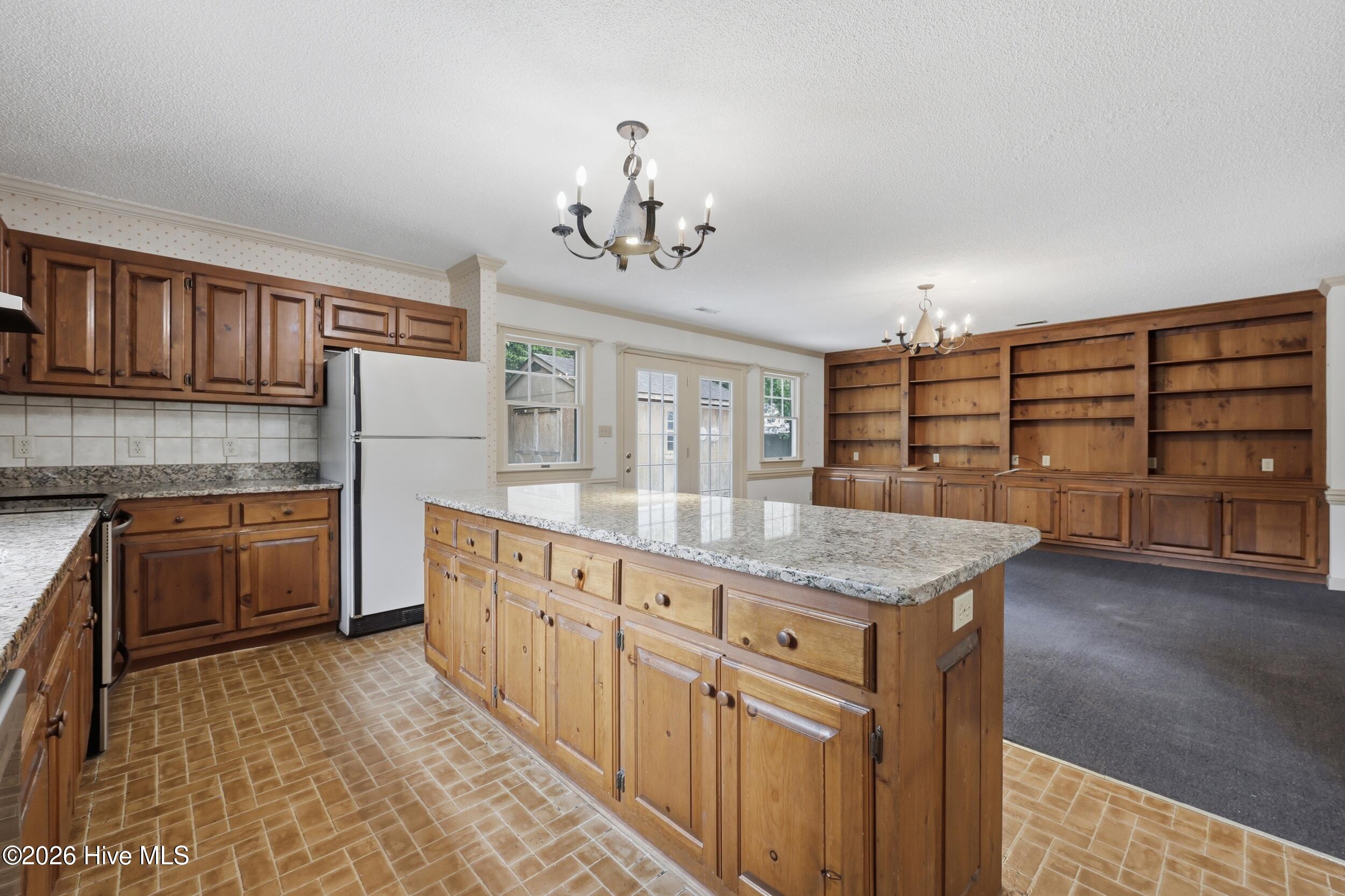 1615 Parkview Drive Property Photo 10