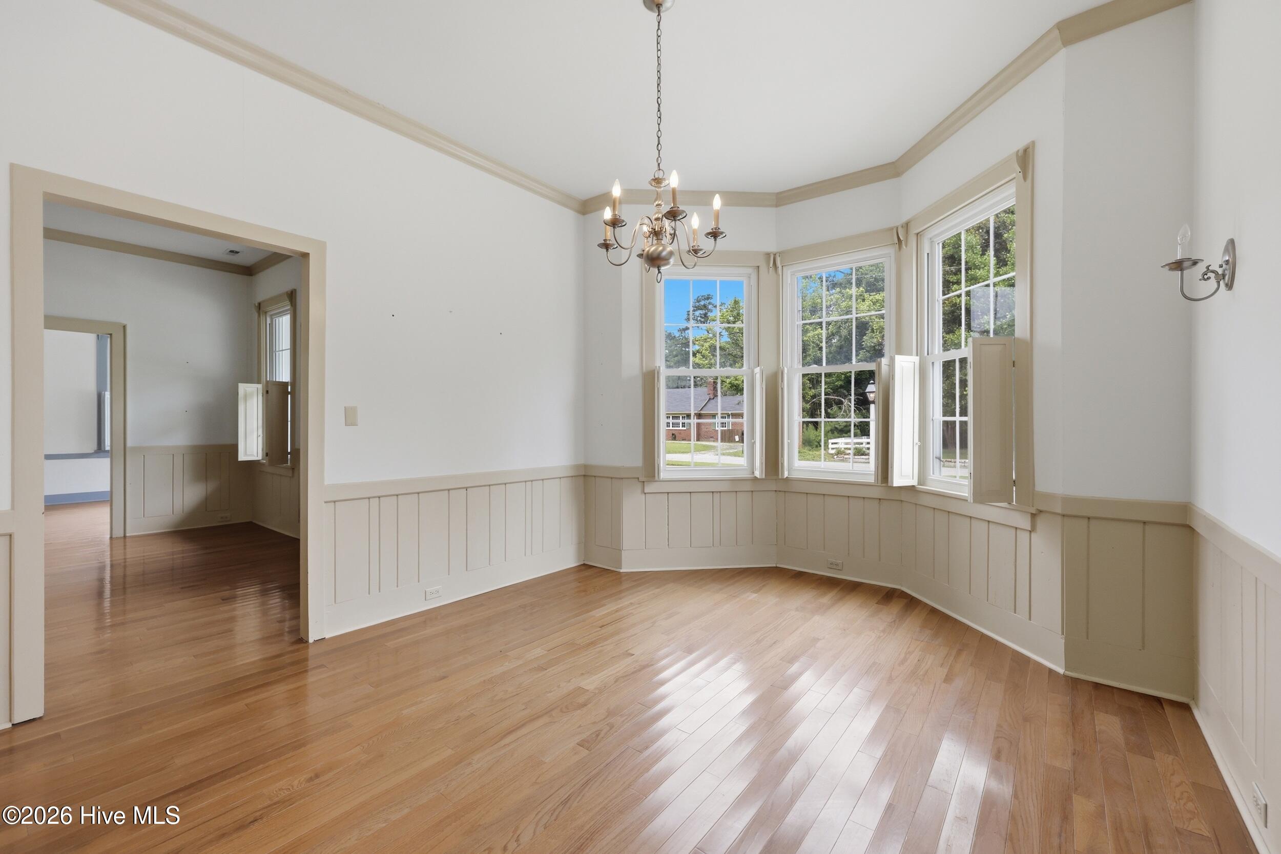 1615 Parkview Drive Property Photo 12