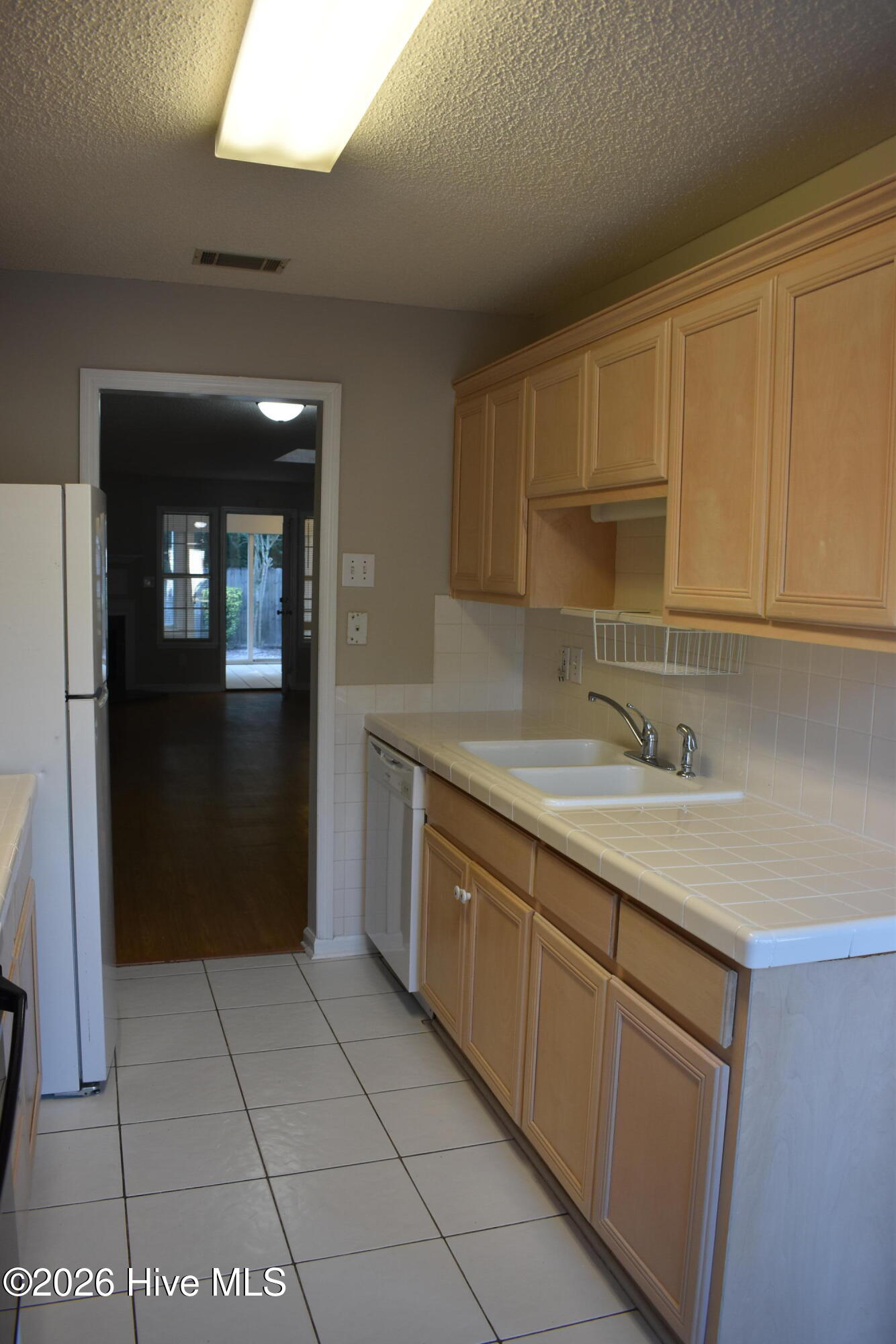 710 Legacy Court Property Photo 6