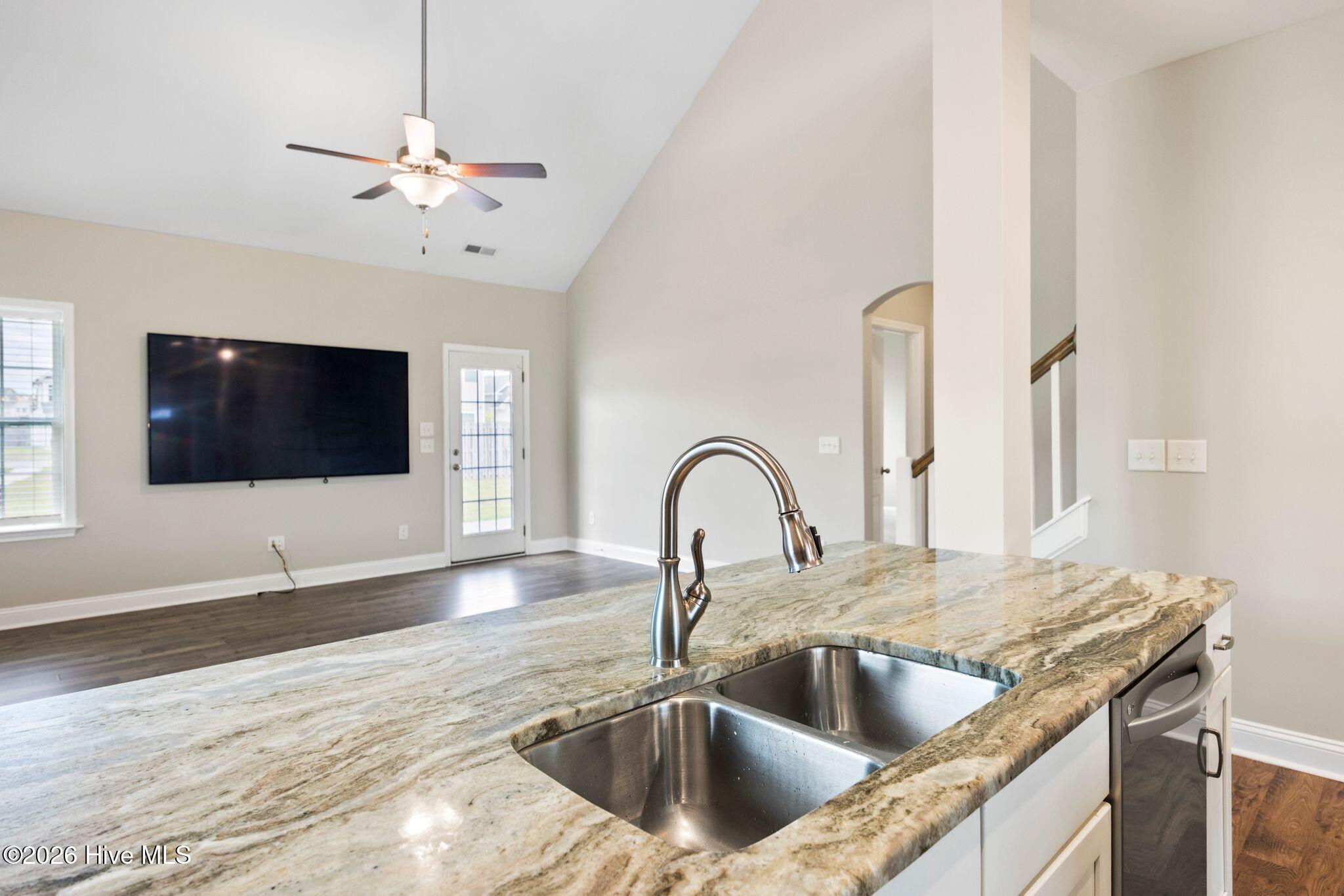 7801 Waterwillow Drive Property Photo 13