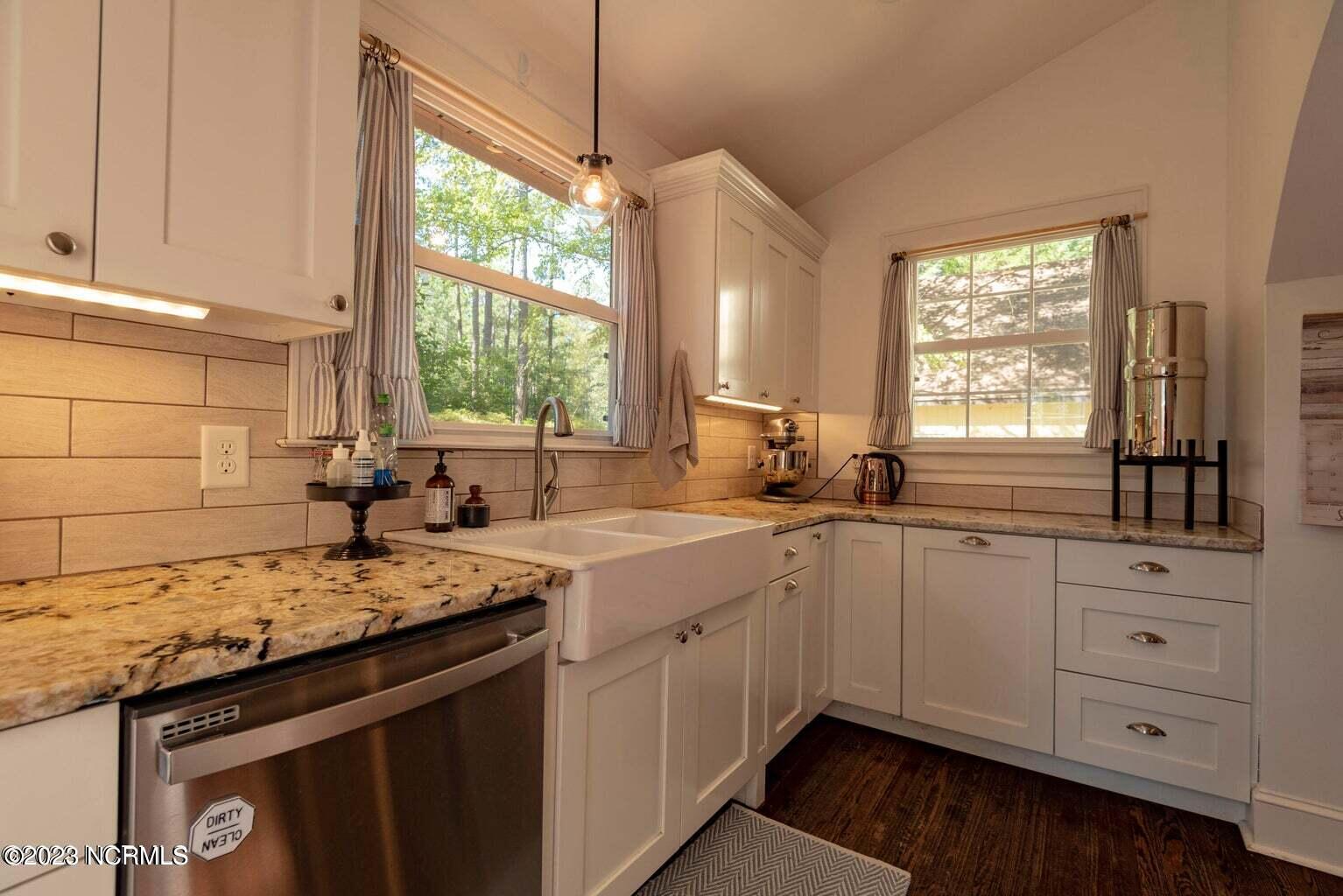 290 Becky Branch Road Property Photo 4