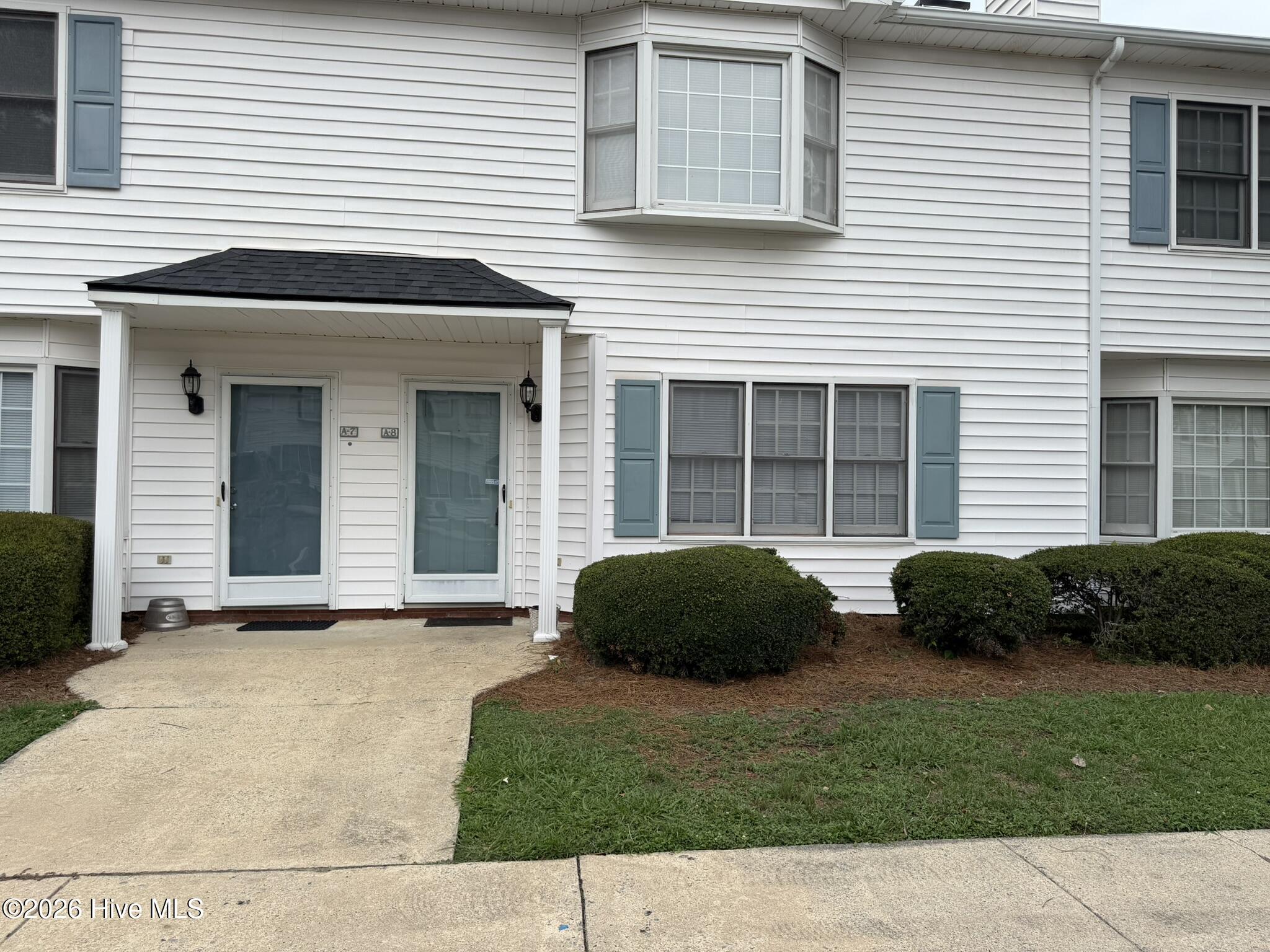 1101 Grovemont Drive A8 Property Photo 1