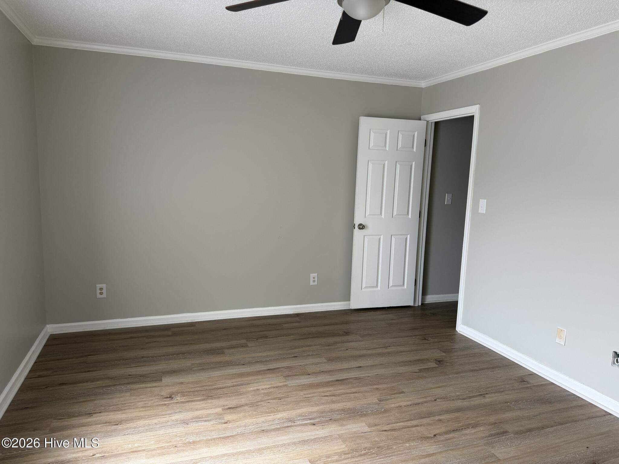1101 Grovemont Drive A8 Property Photo 15