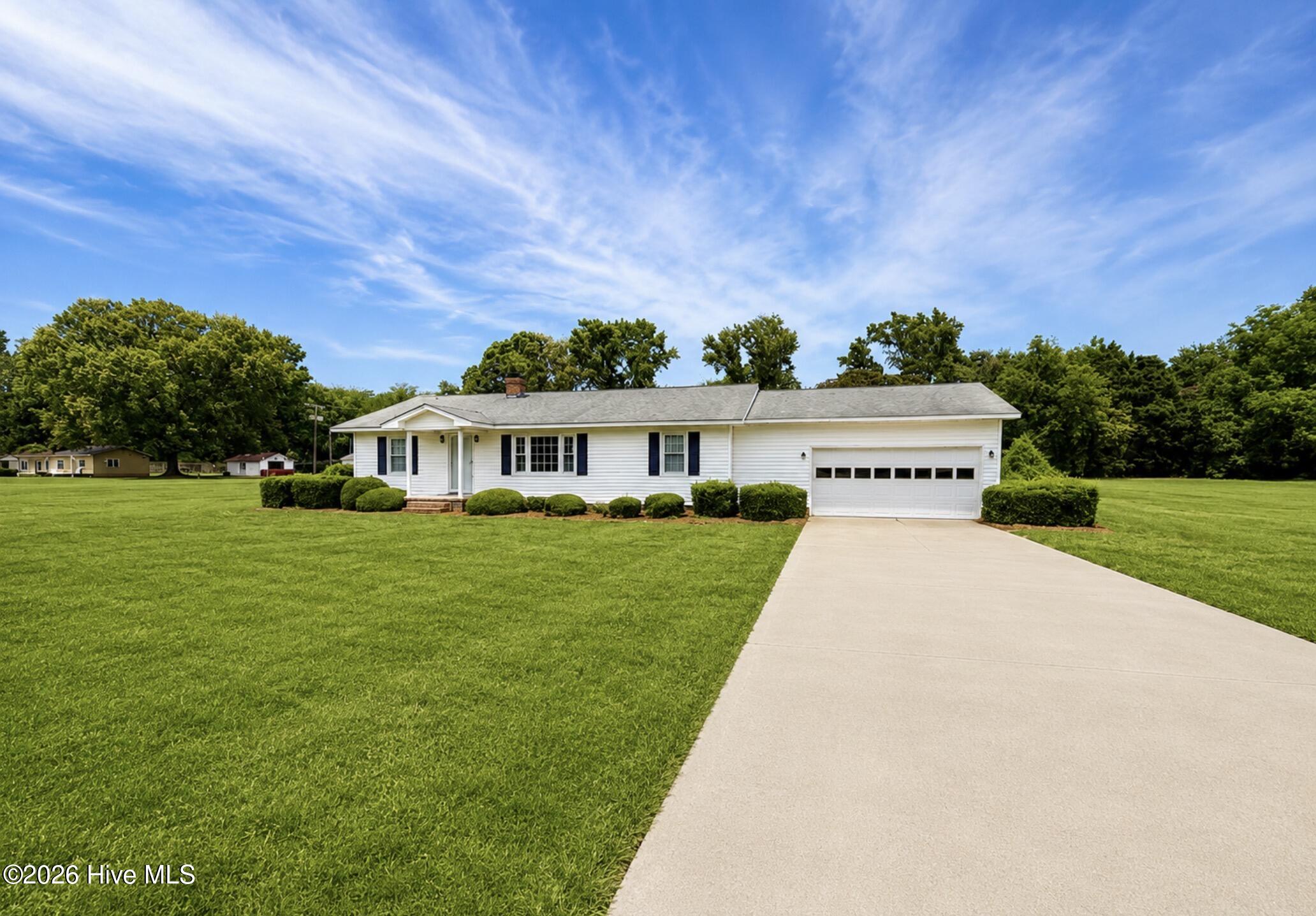 606 Darden Drive Property Photo 1