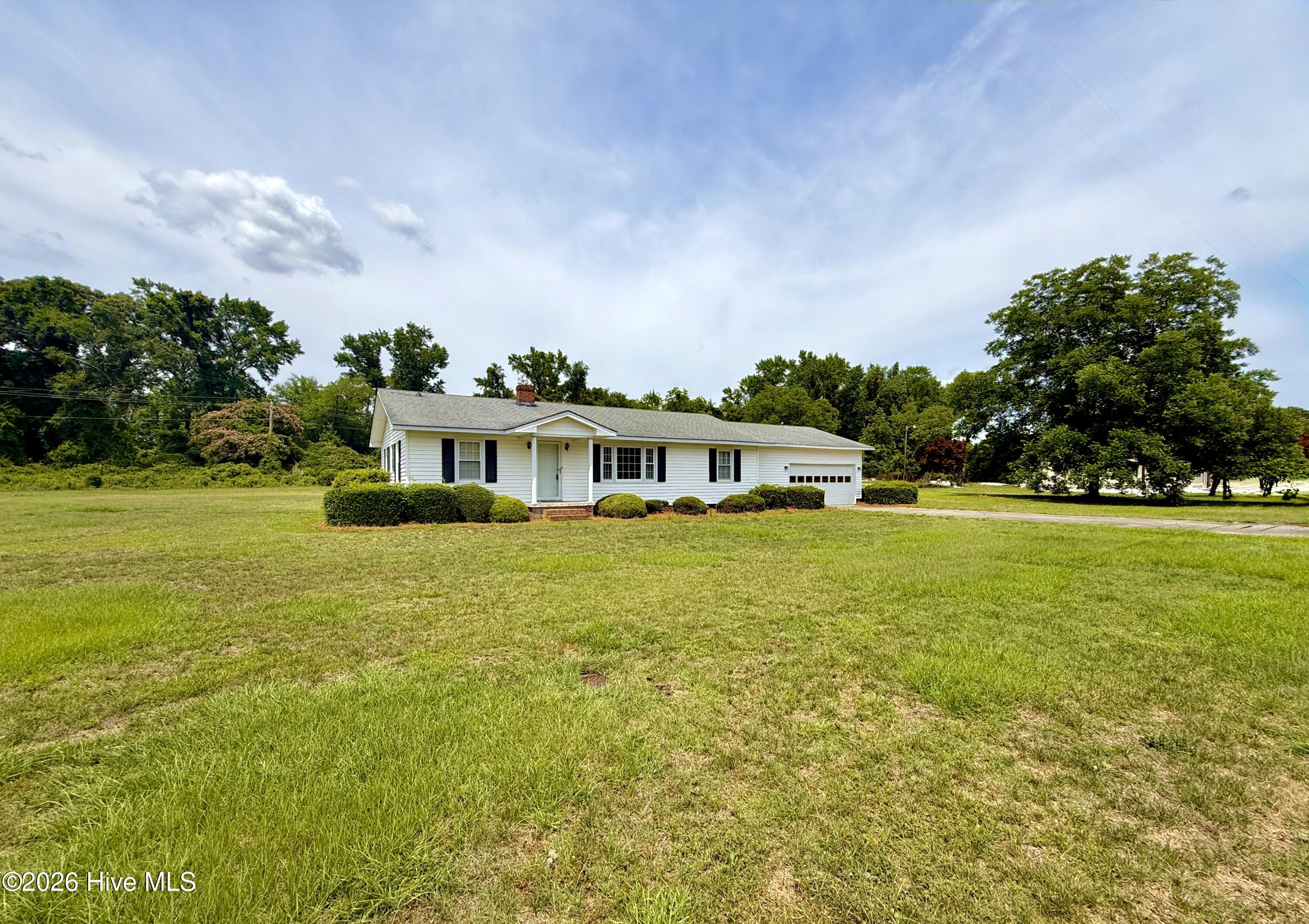 606 Darden Drive Property Photo 4