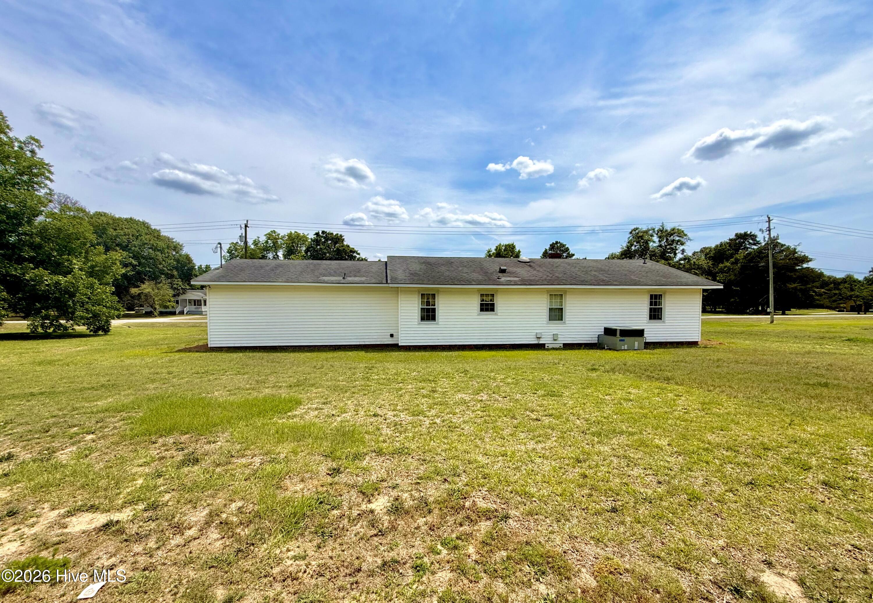 606 Darden Drive Property Photo 9