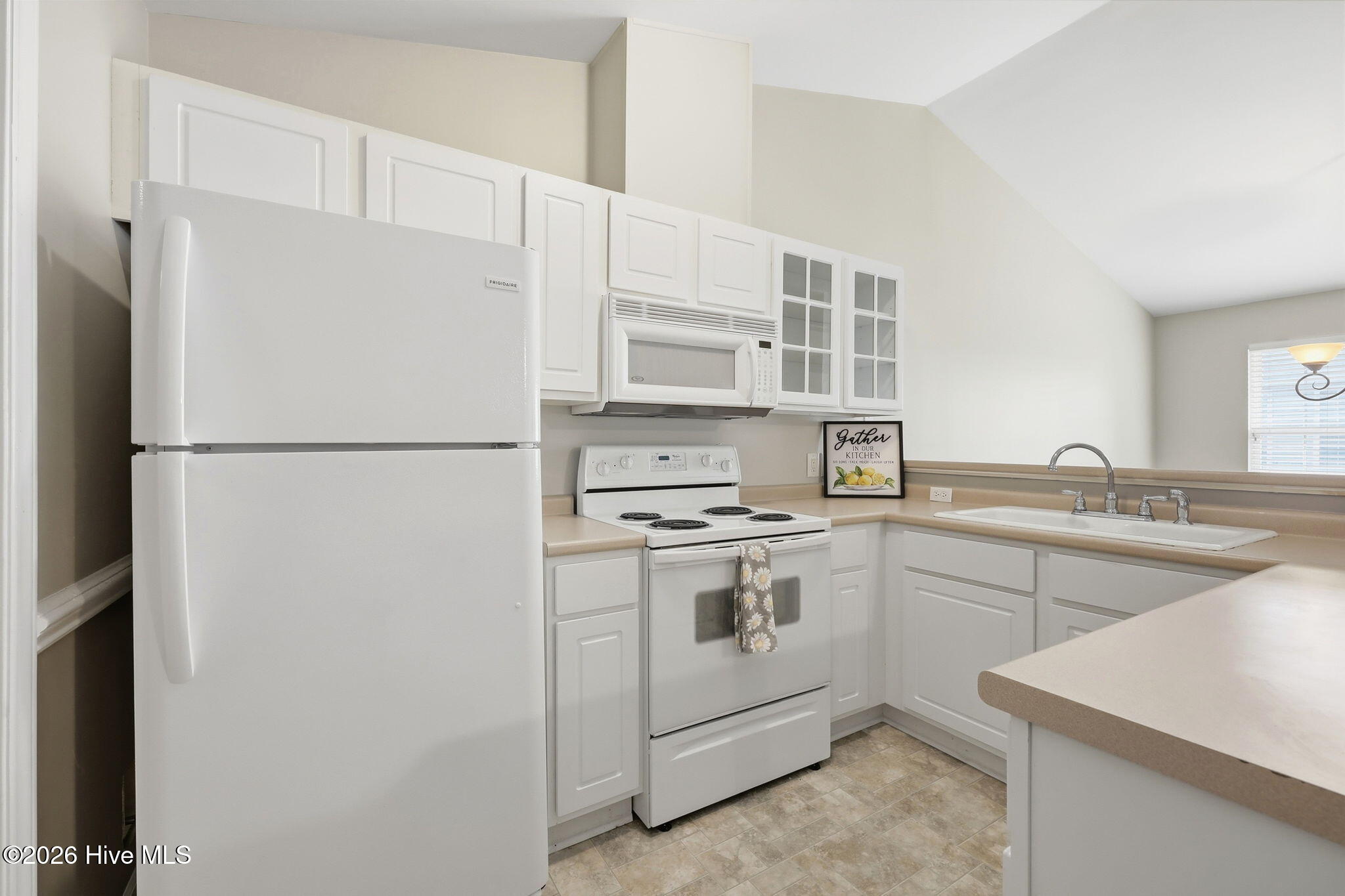 2225 Locksley Woods Drive F Property Photo 9