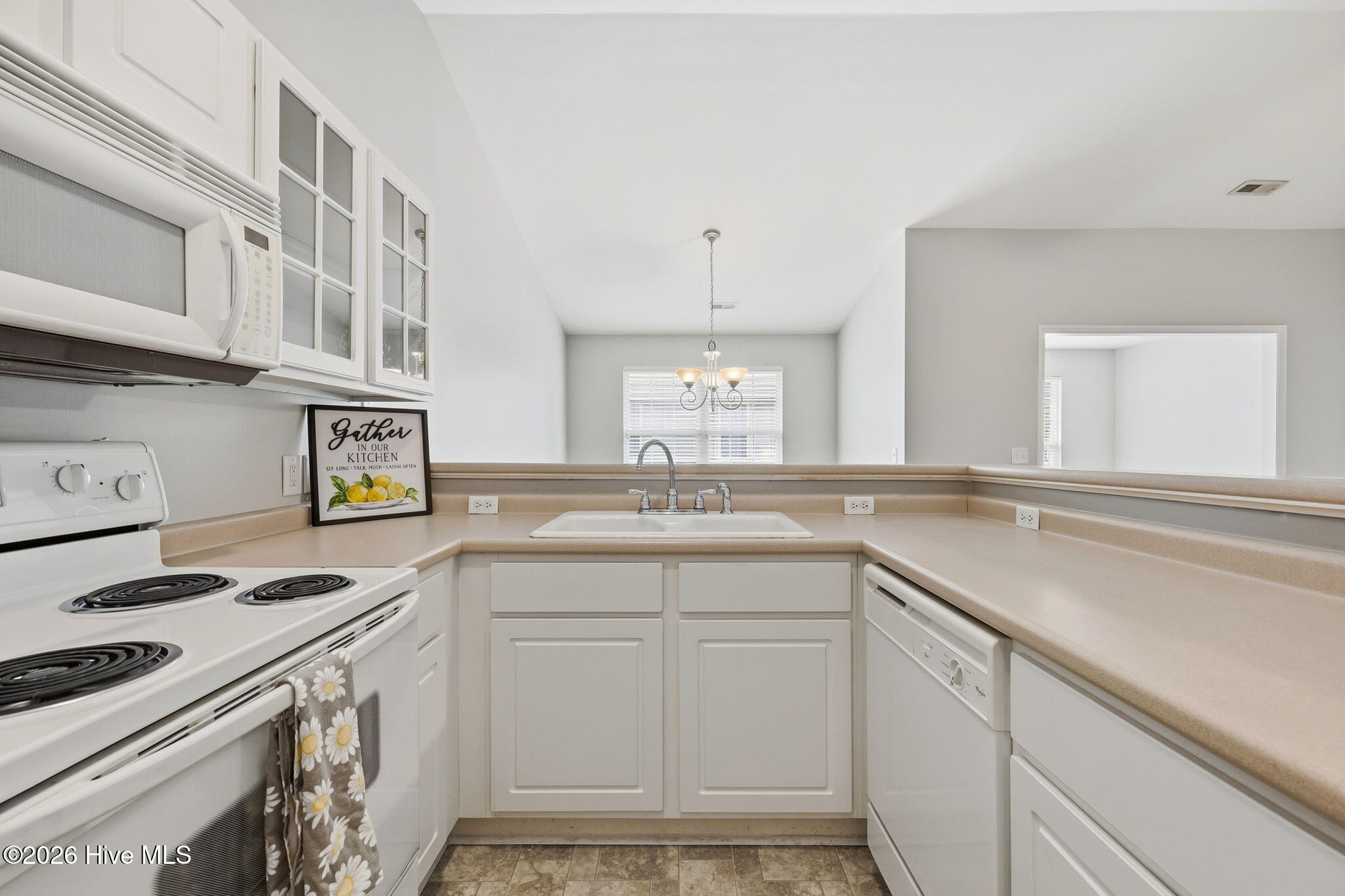2225 Locksley Woods Drive F Property Photo 12
