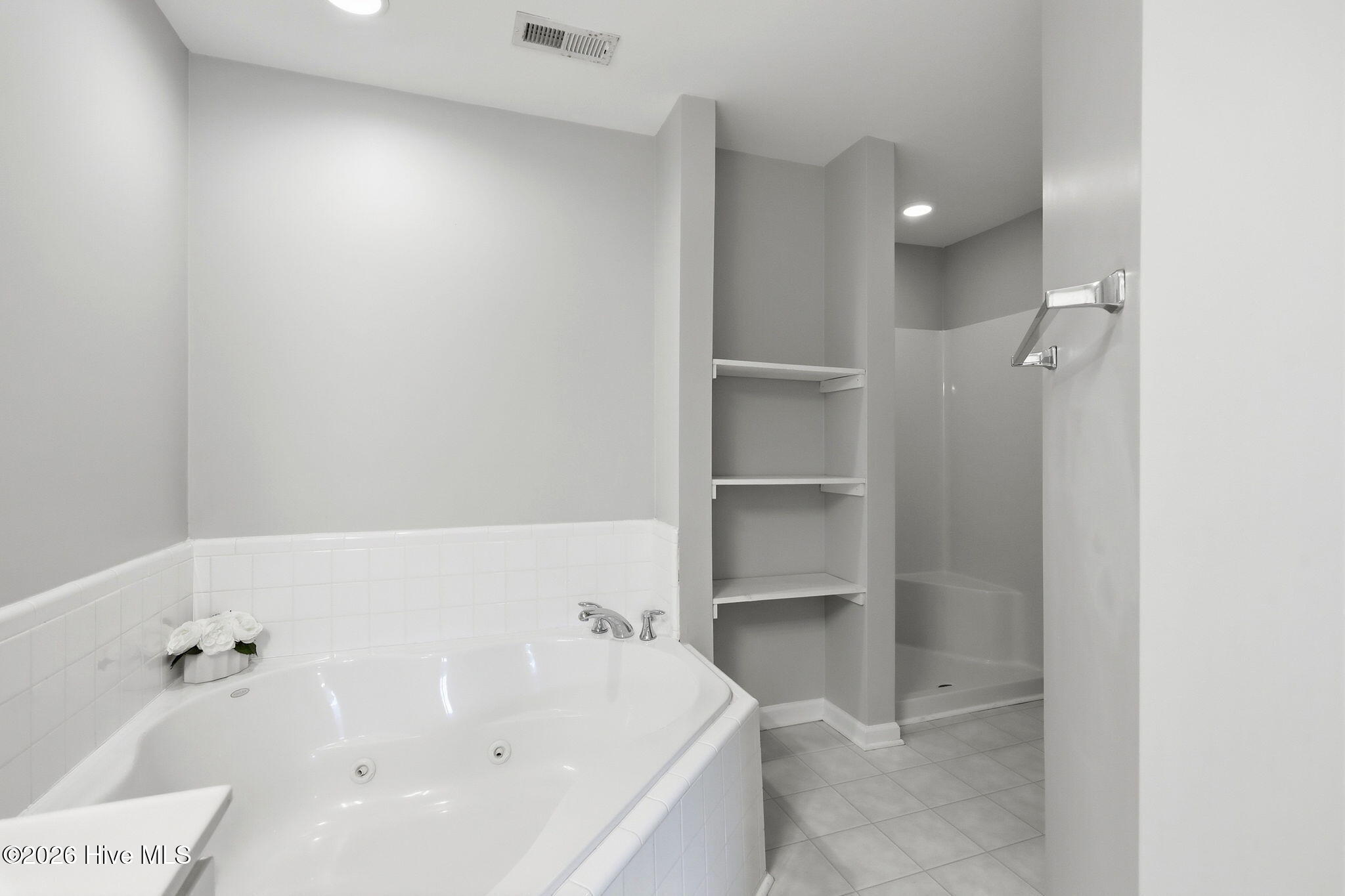 2225 Locksley Woods Drive F Property Photo 25