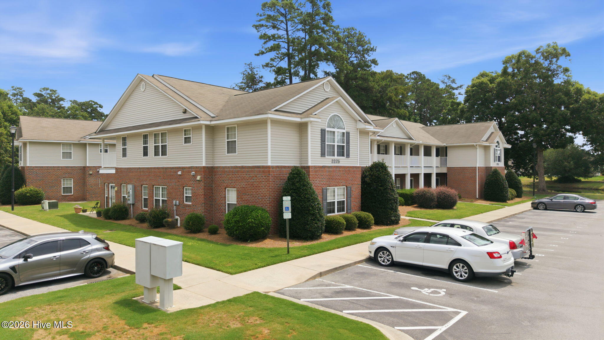 2225 Locksley Woods Drive F Property Photo 36