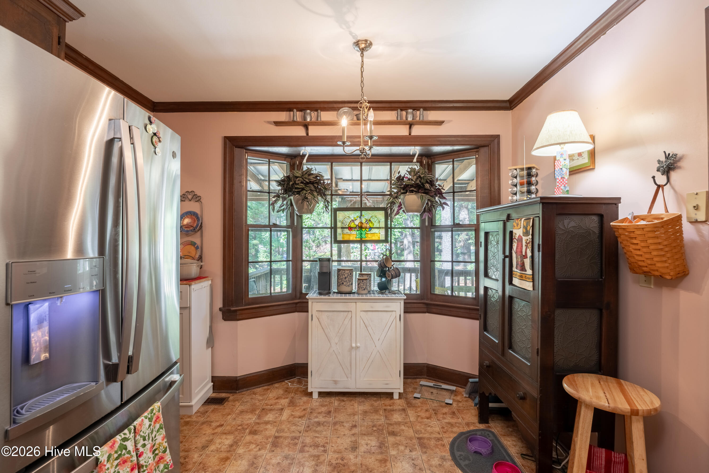 1910 Sierra Drive Nw Property Photo 5