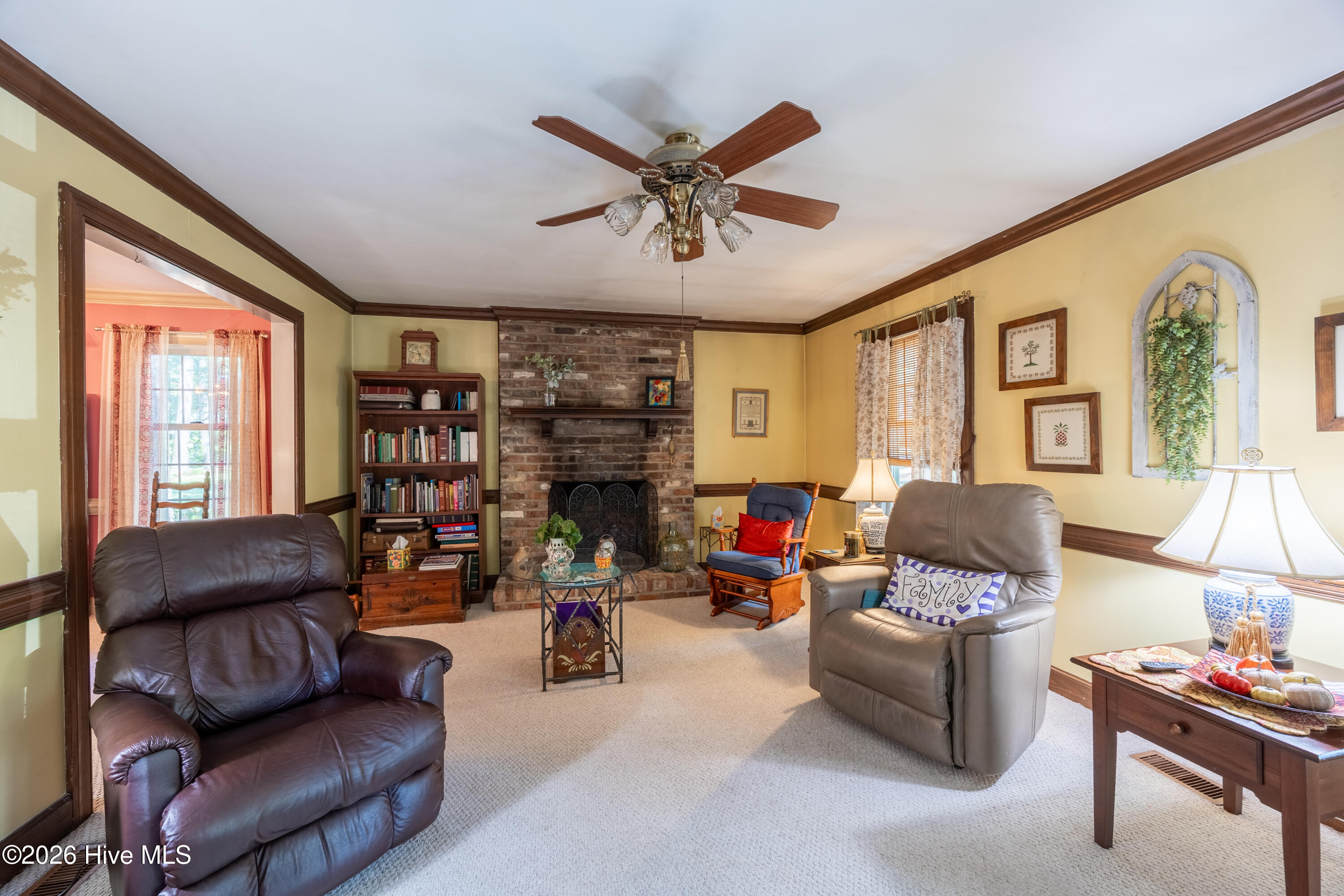 1910 Sierra Drive Nw Property Photo 22